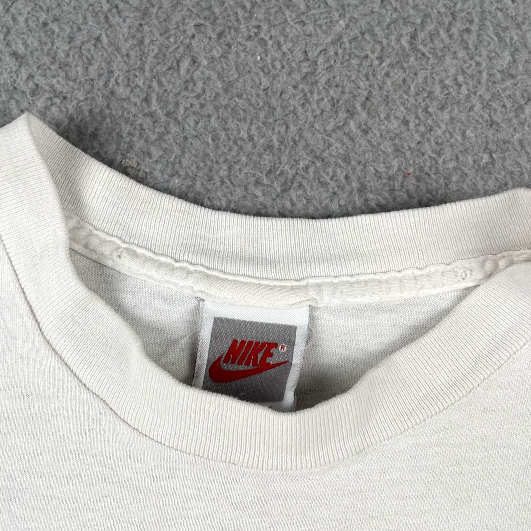 Nike VINTAGE Nike L White Shirt Mens 90s Georgia 400 Road Race 1993 Nike Town Atlanta Made In USA Size US L / EU 52-54 / 3 - 5 Thumbnail