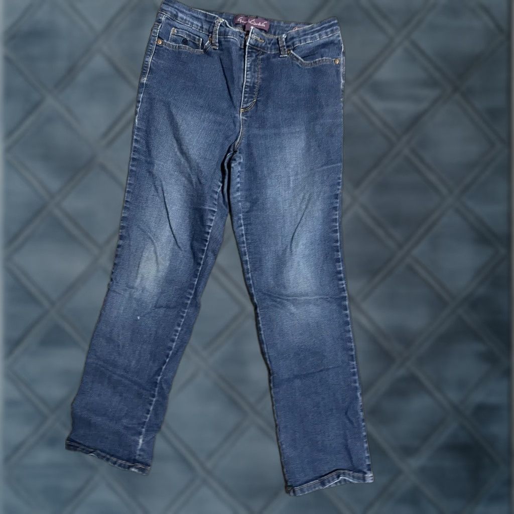 Gloria Vanderbilt Gloria Vanderbilt Amanda Jeans Womens Size 10 Blue Straight Leg Medium Wash High Rise Regular Fit Size 32" / US 10 / IT 46 - 1 Thumbnail