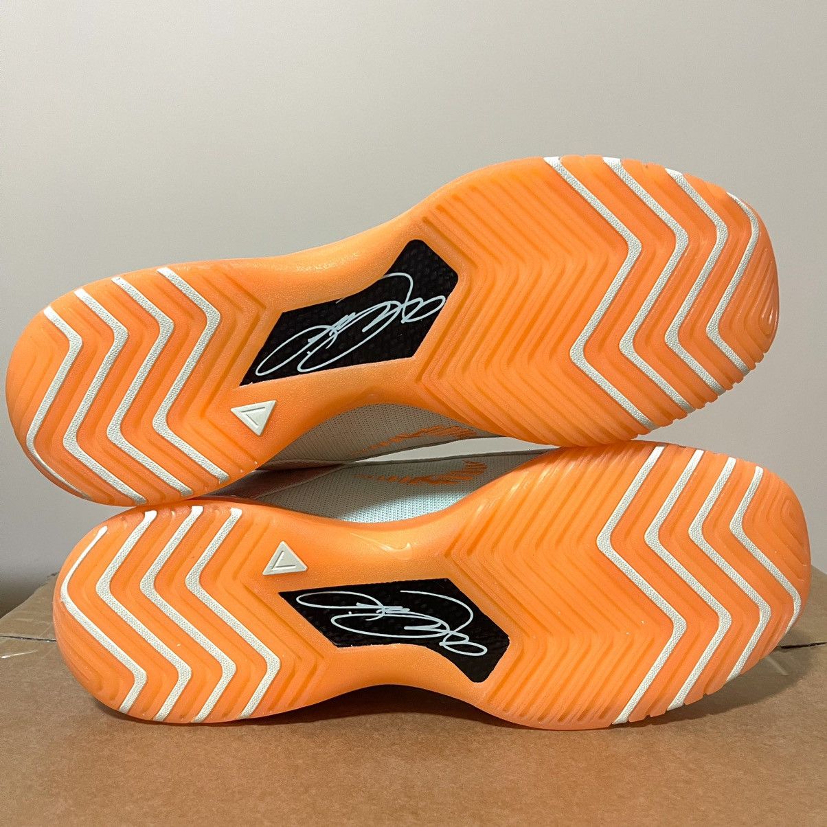 Nike Nike Zoom LeBron NXXT Genisus Citrus Mint Men's Size 14 Size US 14 / EU 47 - 4 Thumbnail