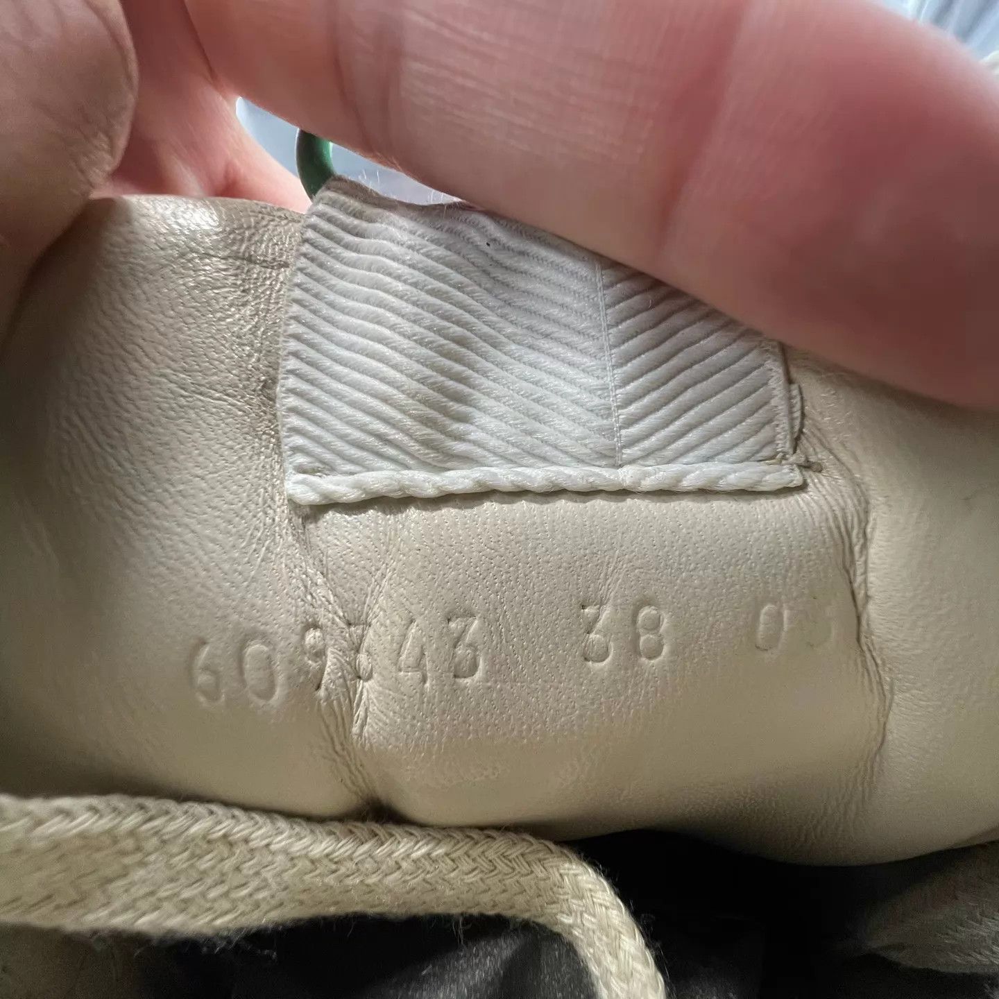 Gucci Gucci Rhyton Cherry 38 Like New Size US 7.5 / IT 37.5 - 8 Thumbnail
