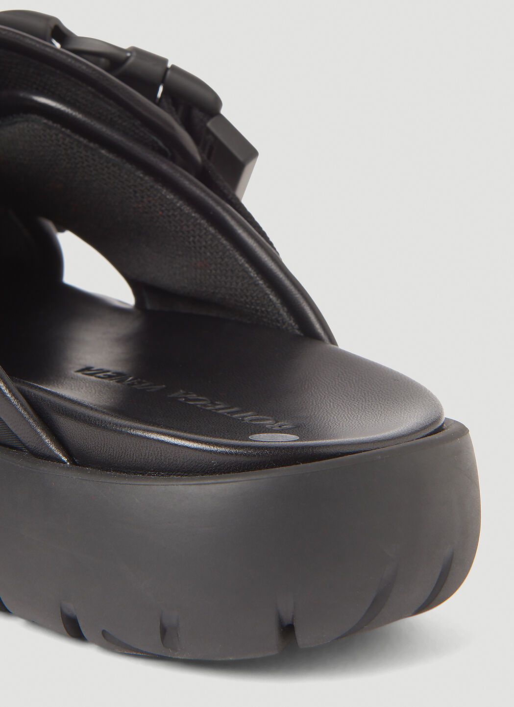 Bottega Veneta o1y0725 Slippers in Black Size US 11 / IT 41 - 3 Thumbnail