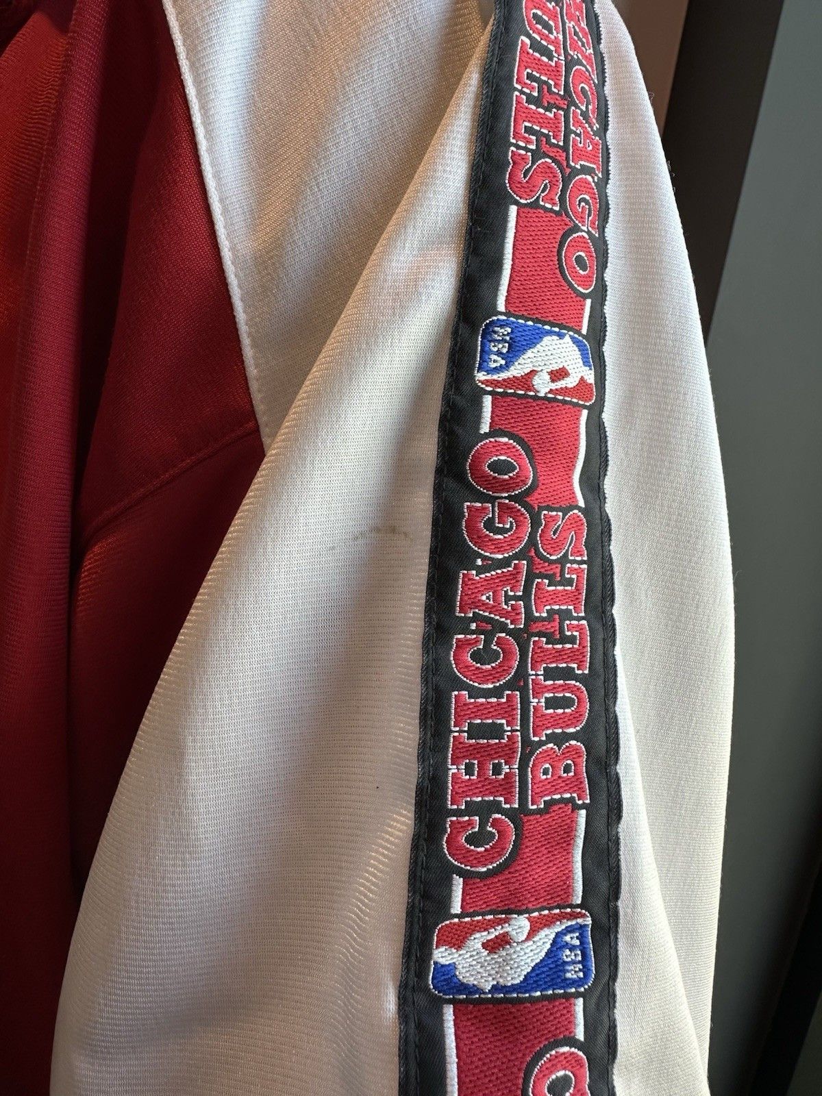 Vintage Champion Chicago Bulls shooting warm up shirt hoodie