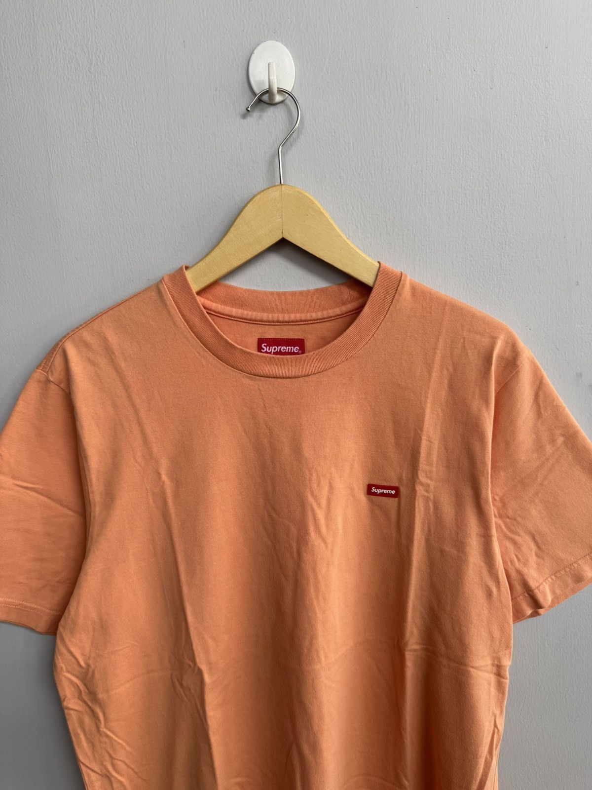 Supreme SUPREME SMALL BOX TEE IN THE ORANGE COLORWAY Size US S / EU 44-46 / 1 - 2 Thumbnail