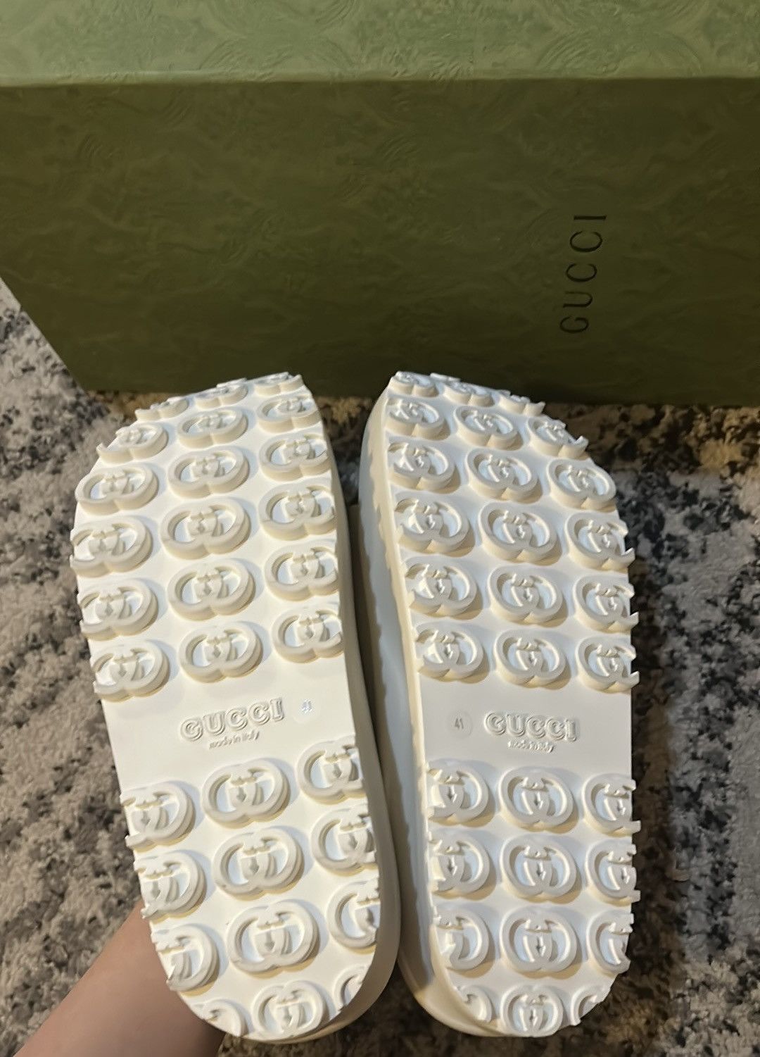 Gucci Gucci Interlocking G Slide Logo Sandal Off White size 41 Size US 11 / IT 41 - 5 Thumbnail