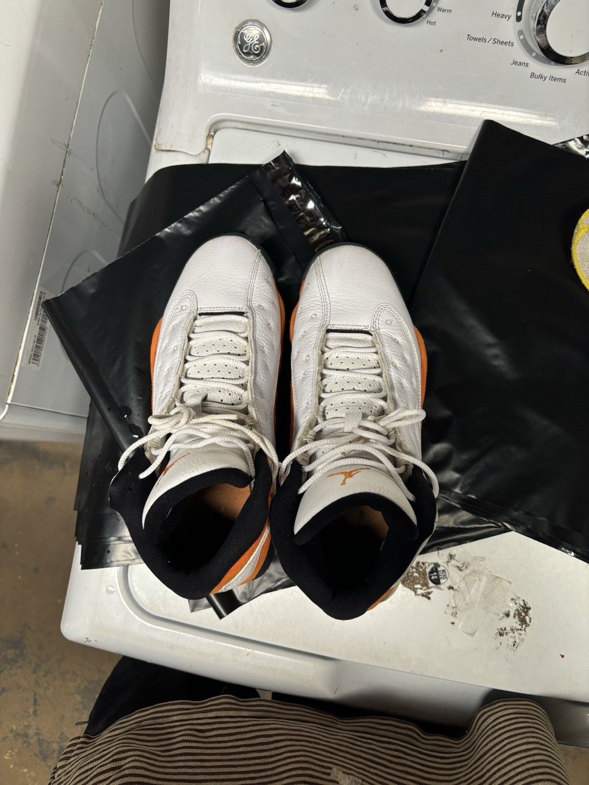 Jordan Brand Air Jordan 13 Retro Starfish Size US 8 / EU 41 - 3 Thumbnail