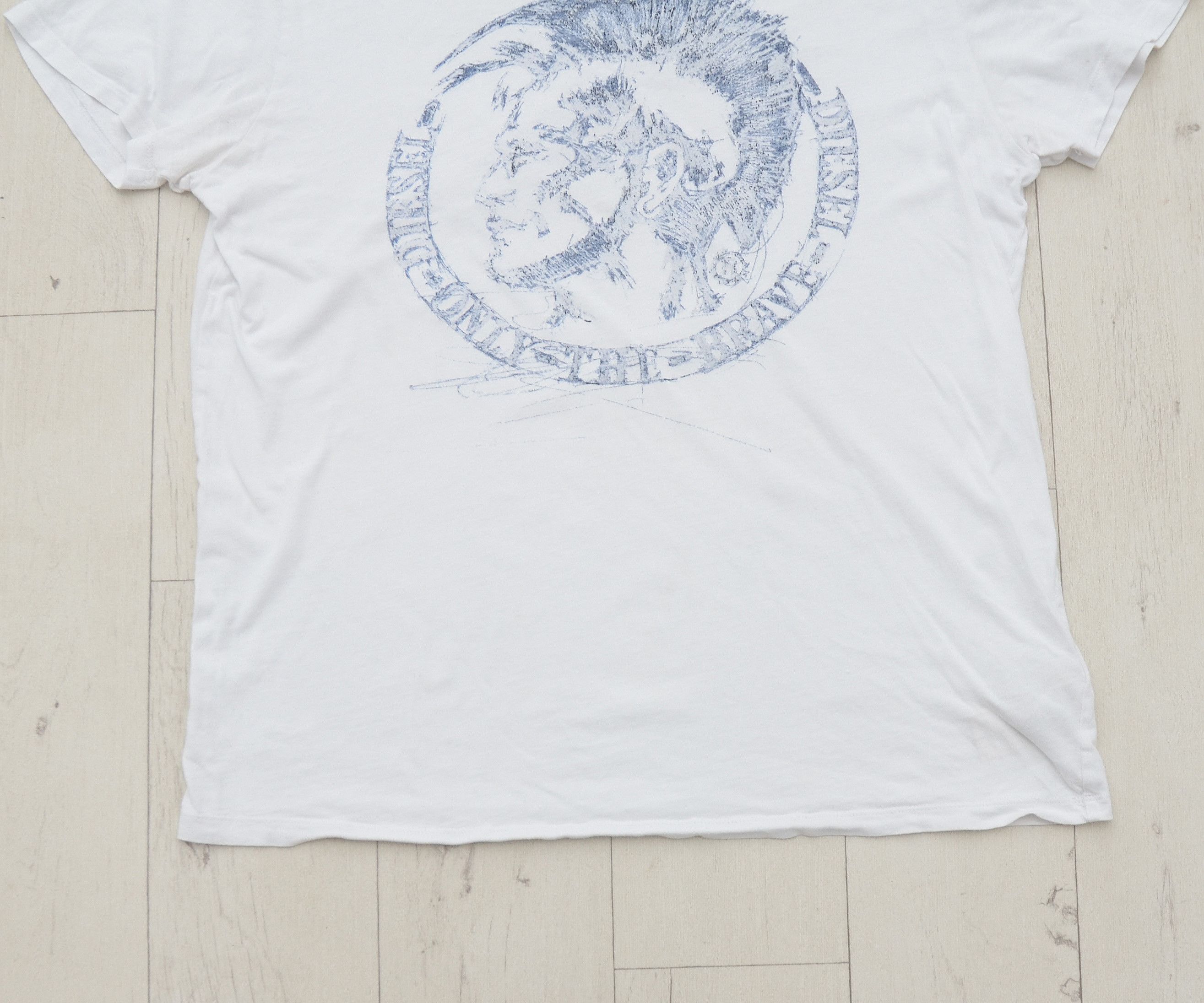Diesel × Vintage Vintage Y2K Diesel Only The Brave Graphic Tee Big Logo Size US L / EU 52-54 / 3 - 3 Thumbnail