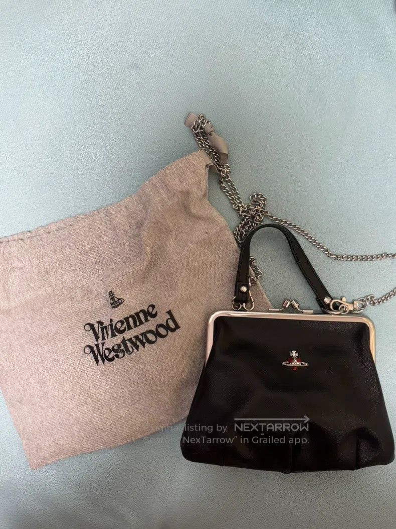 Vivienne Westwood Vivienne Westwood size os Black silver red heart dumpling b Size ONE SIZE - 1 Thumbnail
