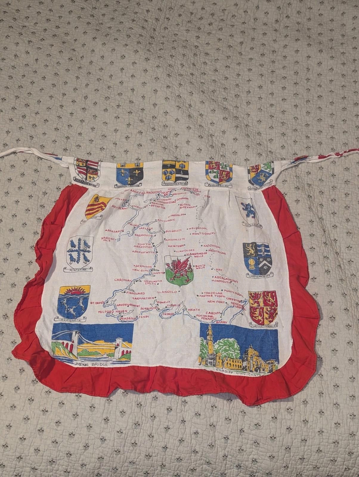 The Unbranded Brand VTG 1940s Map of Wales Tea Towel Linen Souvenir Half Apron Size ONE SIZE - 2 Thumbnail