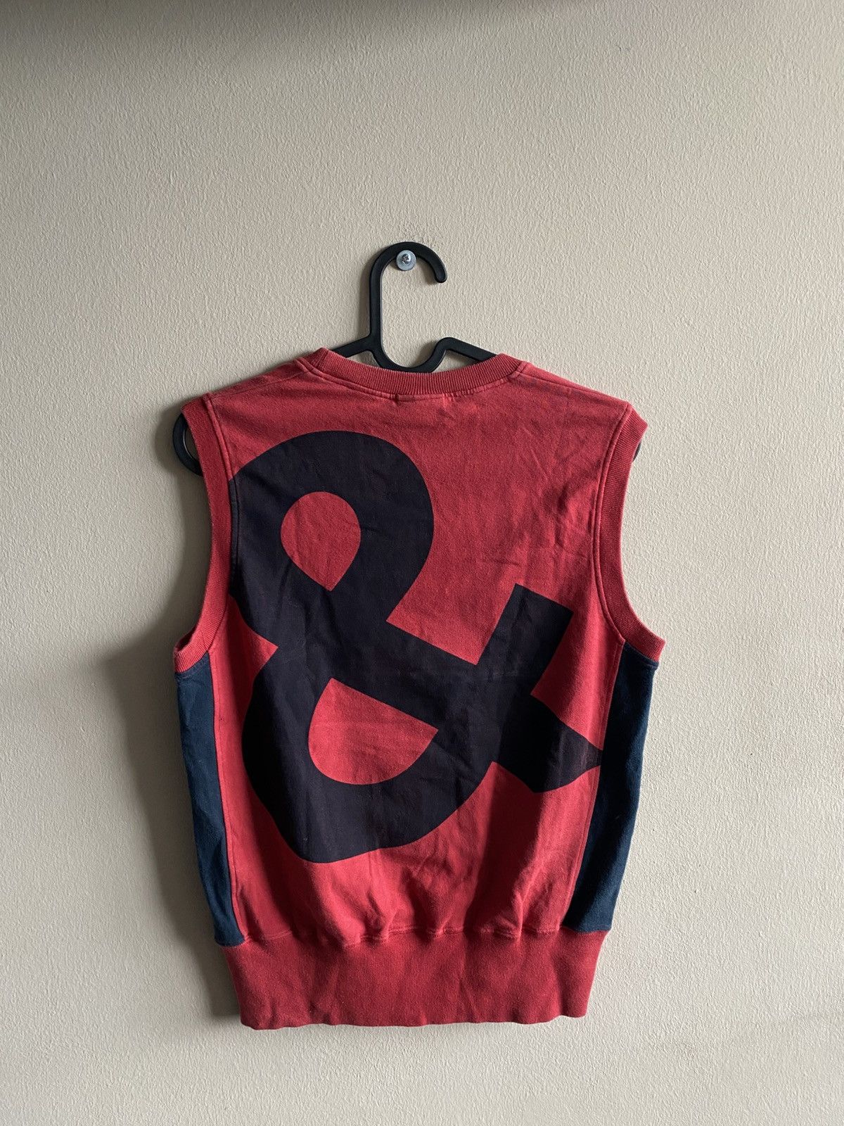 Dolce & Gabbana Vintage Dolce & Gabbana Big Back Logo Vest Size US S / EU 44-46 / 1 - 1 Thumbnail