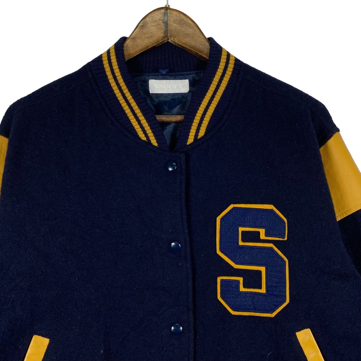 Peanuts × Vintage Vintage Peanuts Snoopy Varsity Jacket Size US M / EU 48-50 / 2 - 6 Thumbnail