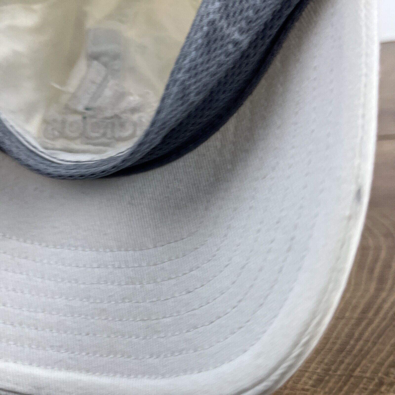 Adidas Adidas White Hat Adidas Athletic Running Hat Adjustable Adul Size ONE SIZE - 12 Thumbnail