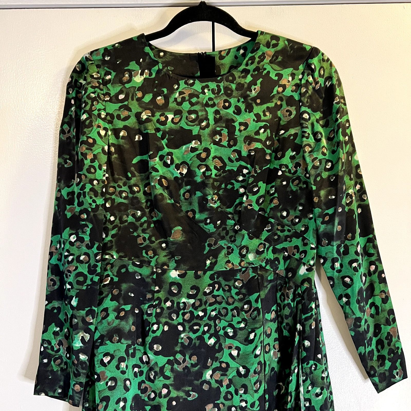 LK Bennett L.K. Bennett London Idris long sleeve silk mini dress green Size S / US 4 / IT 40 - 3 Thumbnail