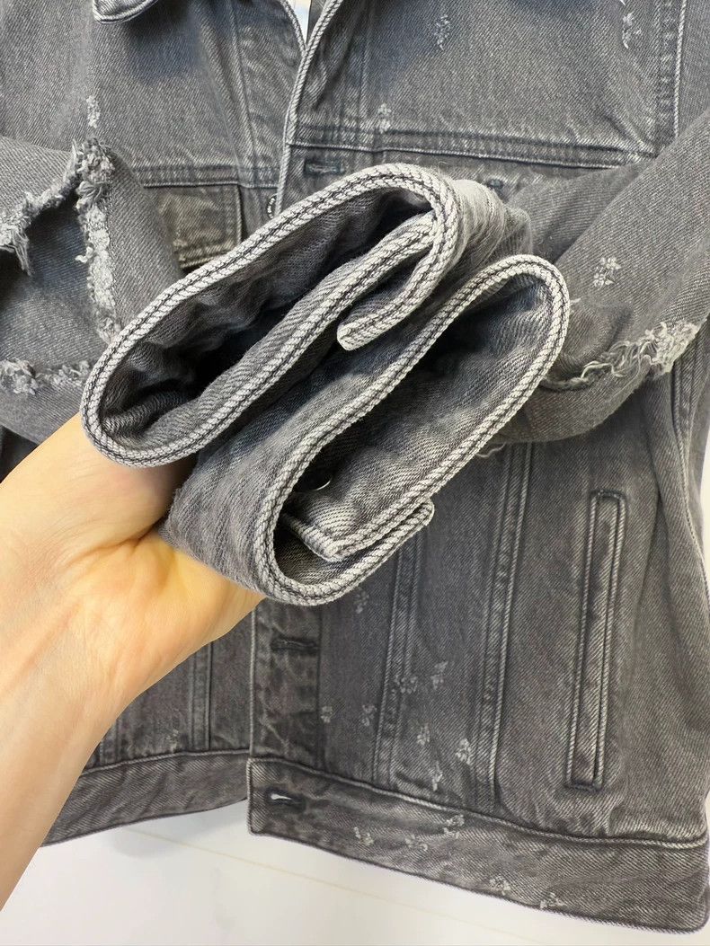 Givenchy Givenchy Size38 Denim distressed style jacket size 38 Size US M / EU 48-50 / 2 - 5 Thumbnail