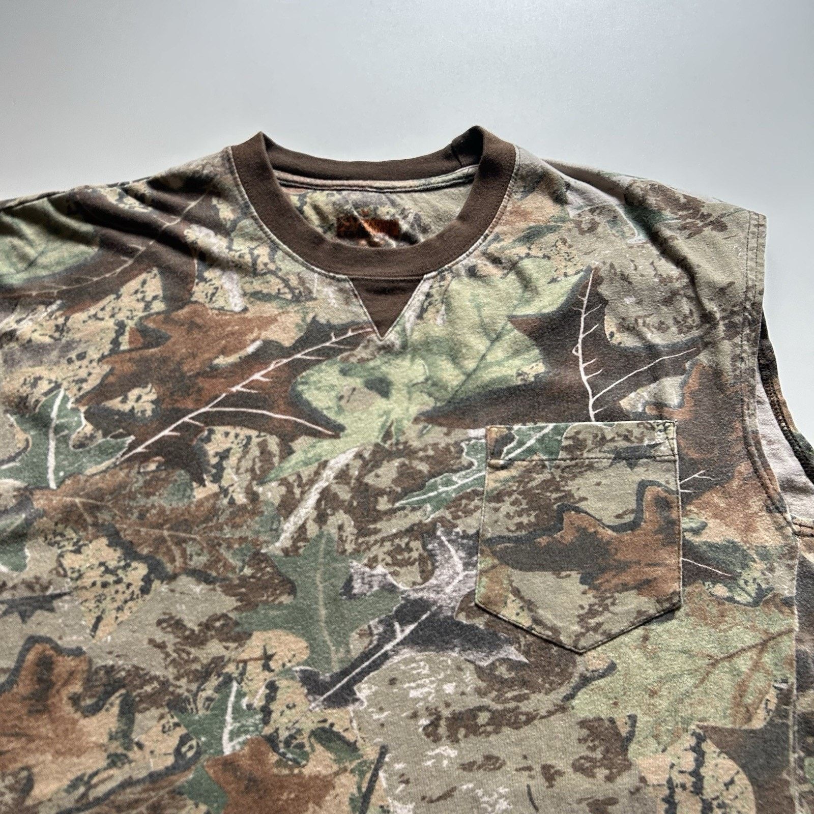 Realtree Vintage Realtree Camo Pocket T Shirt Sleeveless Medium Y2K Size US M / EU 48-50 / 2 - 2 Thumbnail