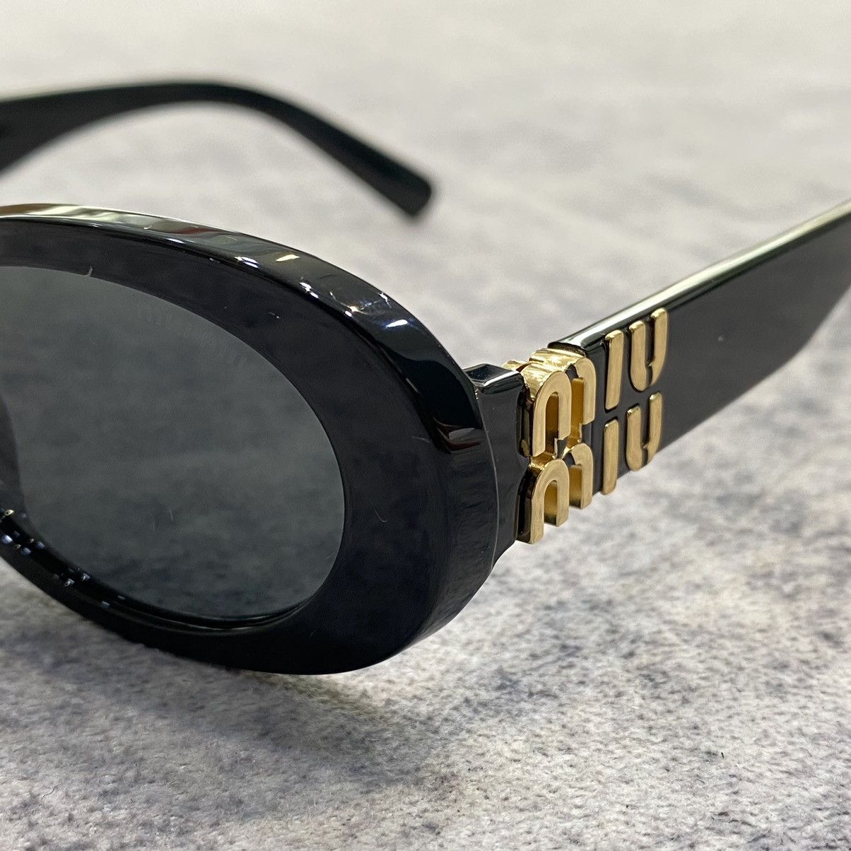 Miu Miu MIU MIU 0MU 06ZS 1AB5S0 Size ONE SIZE - 2 Thumbnail