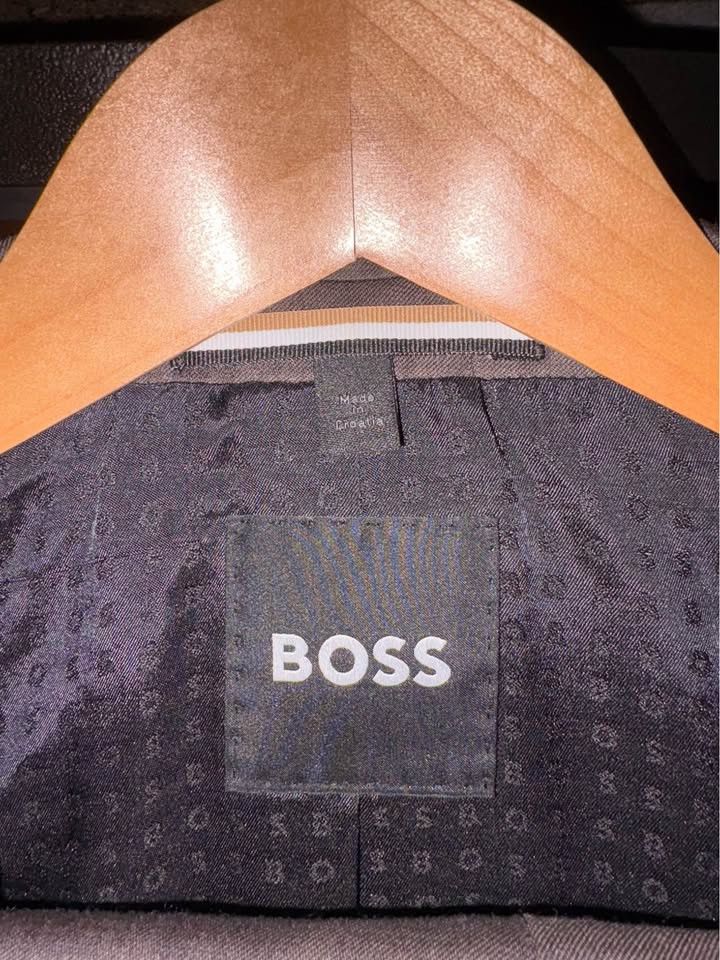 Hugo Boss Hugo Boss Brown 2-Piece Suit Size 38R - 2 Thumbnail
