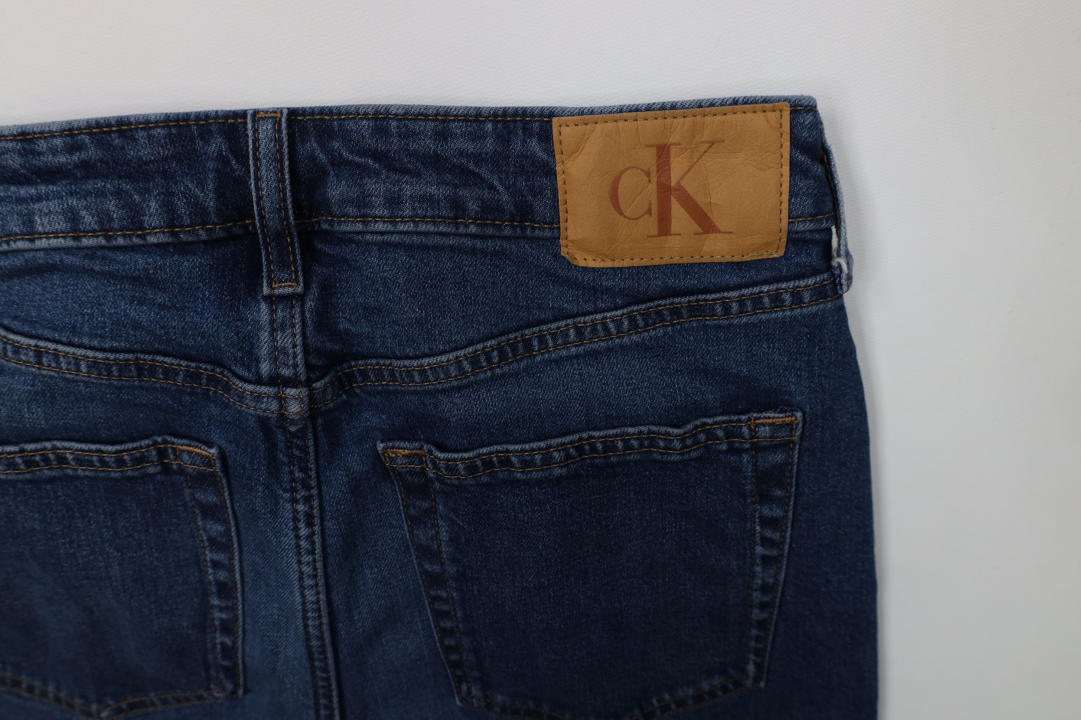 Calvin Klein Vintage 90s Y2K Calvin Klein Wide Leg Denim Jeans Blue Size 30" / US 8 / IT 44 - 14 Thumbnail