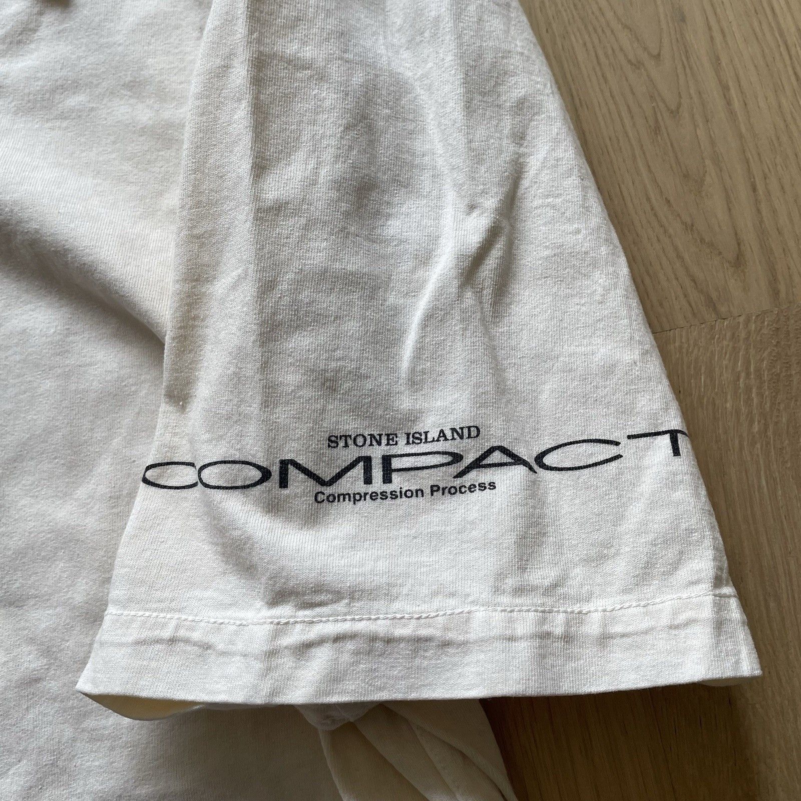 Stone Island Stone Island Compact Polo Shirt Vintage Compression Process Size US L / EU 52-54 / 3 - 4 Thumbnail