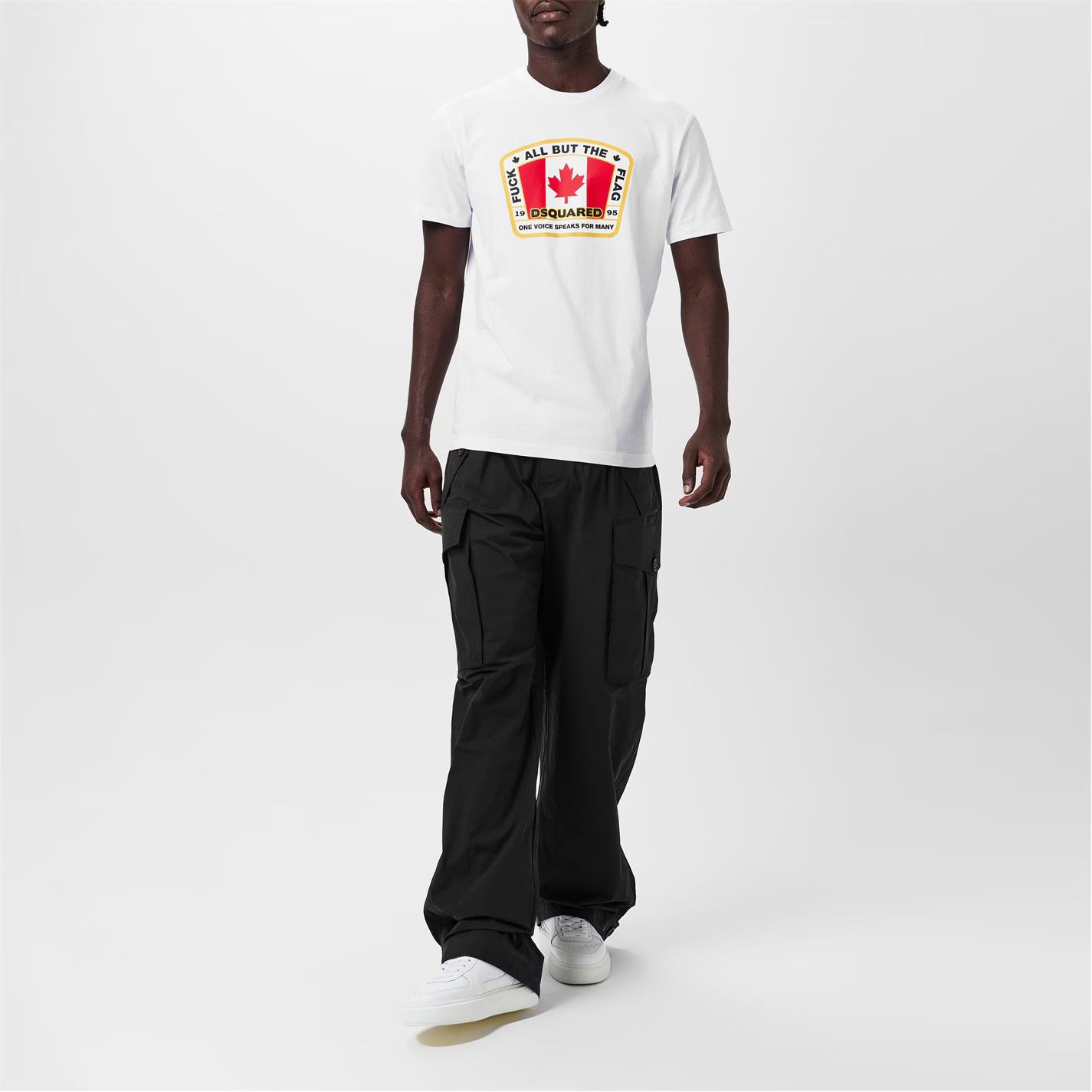 Dsquared2 o1g2r1mq0426 Canada Flag Printed T-Shirt in White Size US XL / EU 56 / 4 - 6 Thumbnail