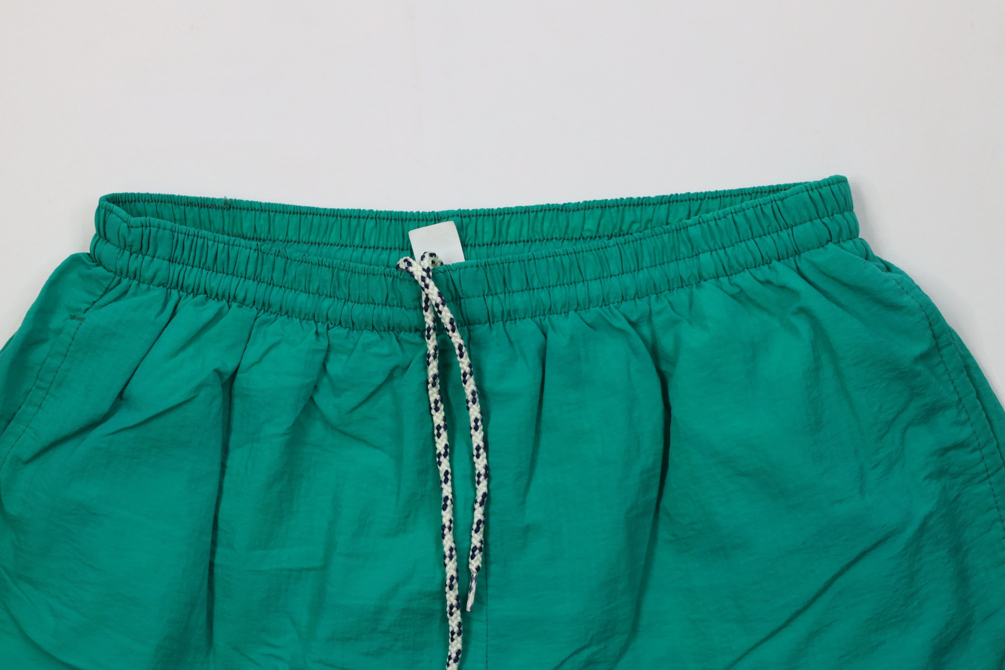 Vintage Vintage 90s Streetwear Above Knee Shorts Swim Trunks USA Size US 34 / EU 50 - 2 Thumbnail