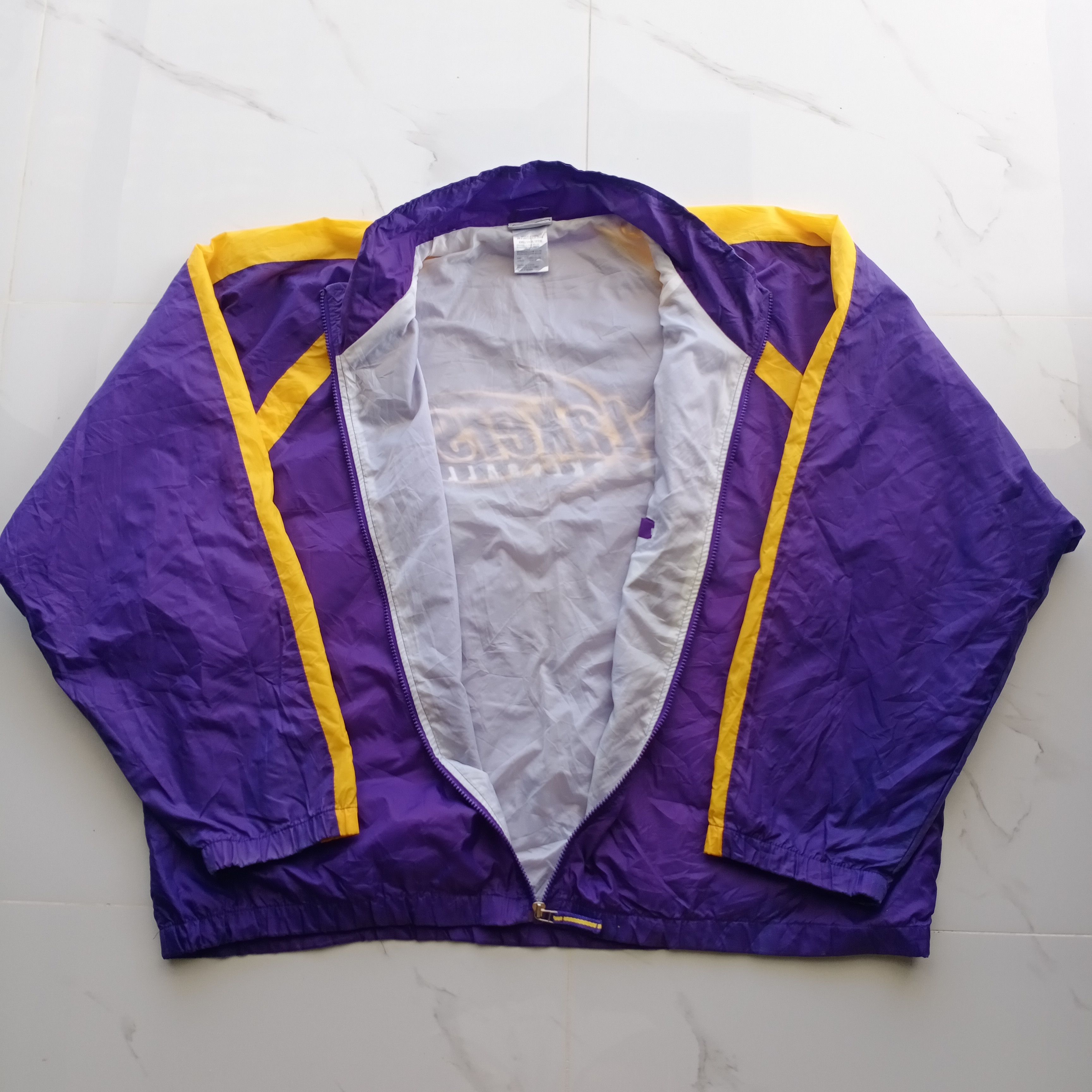 Reebok Vintage 90s Reebok LA Lakers windbreaker NBA basketball Size US XXL / EU 58 / 5 - 10 Thumbnail
