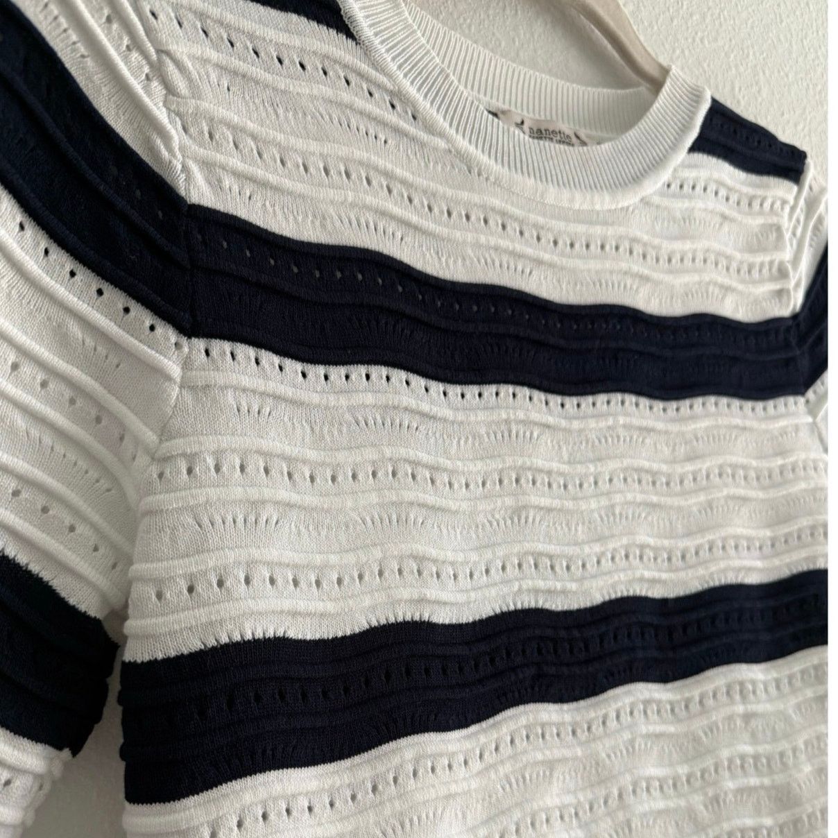 Nanette Lepore Nanette Lepore Striped Textured Knit Top XS, Navy and White Size XS / US 0-2 / IT 36-38 - 3 Thumbnail