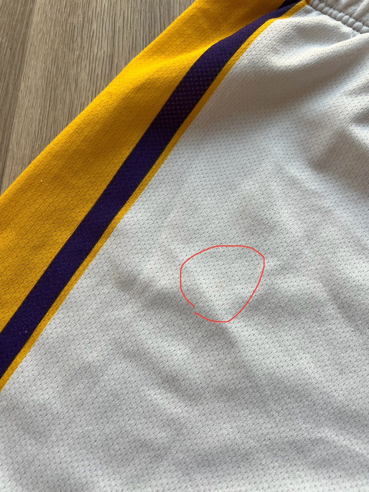 NBA × Vintage Vintage NBA Champion Los Angeles Lakers Kobe Bryant 8 Shorts Size US 36 / EU 52 - 5 Thumbnail