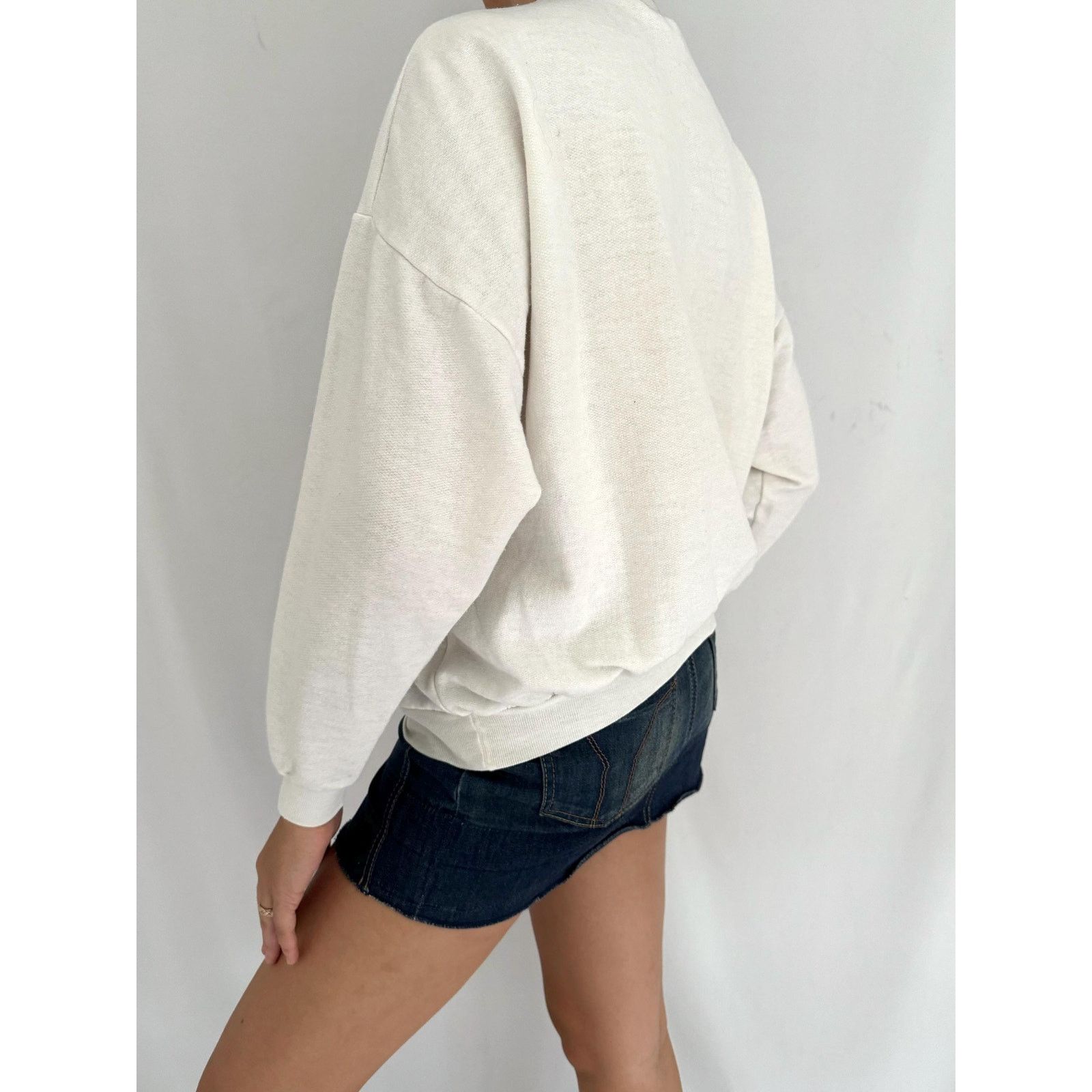 Other 90s vintage white snowy winter wolf graphic pullover sweater Size S / US 4 / IT 40 - 4 Thumbnail