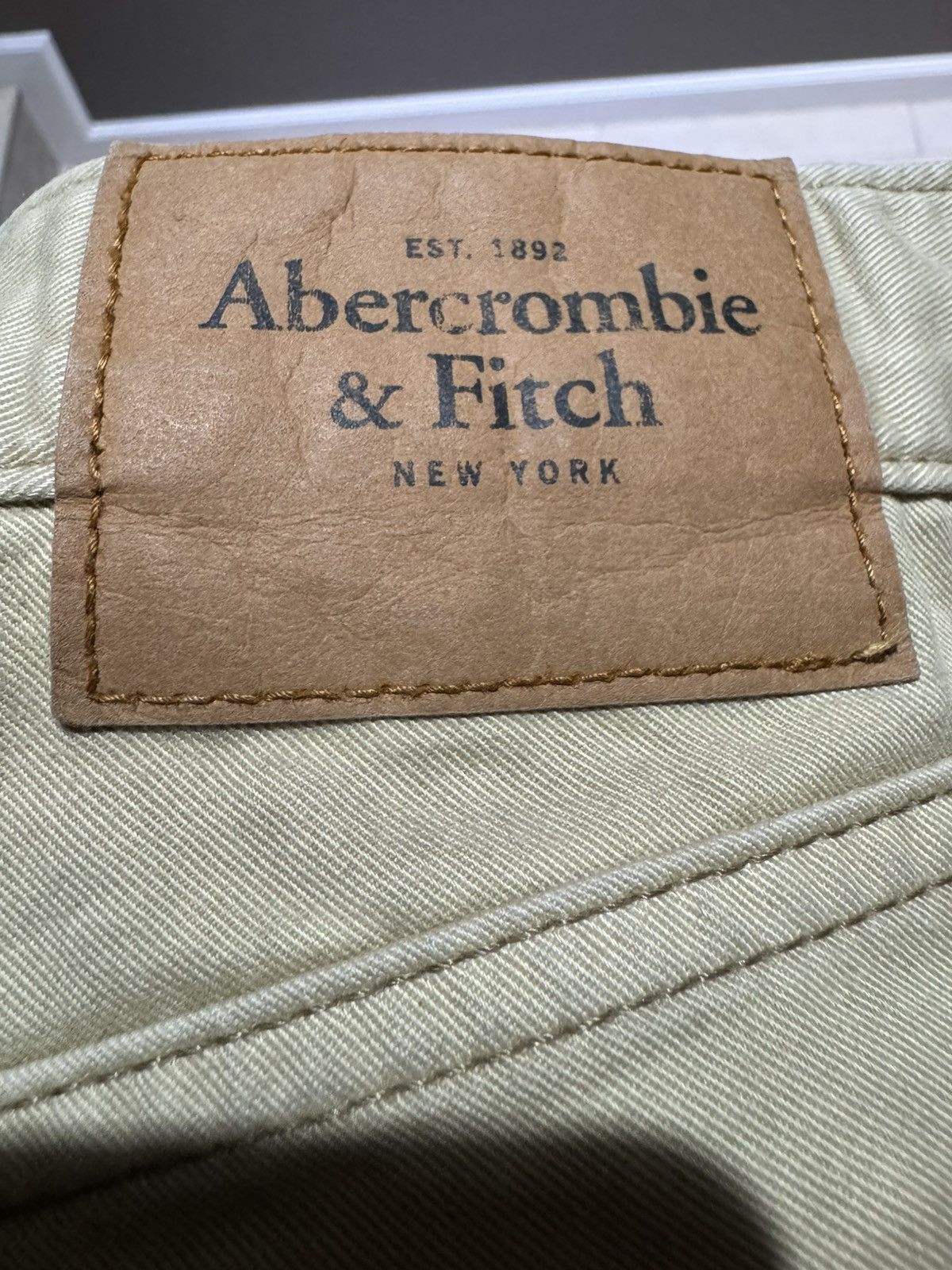 Abercrombie & Fitch 2000s Abercrombie & Fitch Tan Khaki Beige Pants 31W / 30L Size US 30 / EU 46 - 2 Thumbnail