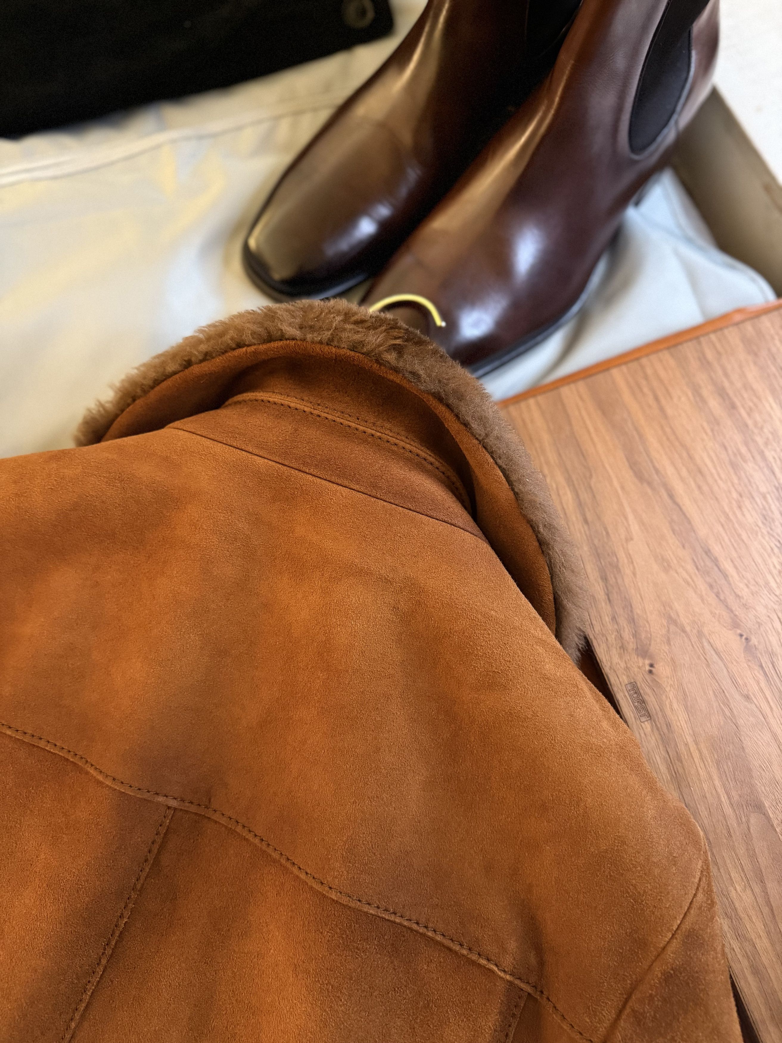 Prada Ultimate Rare $10,500 w/tax Shearling Collar Burnished Suede Size US L / EU 52-54 / 3 - 17 Thumbnail