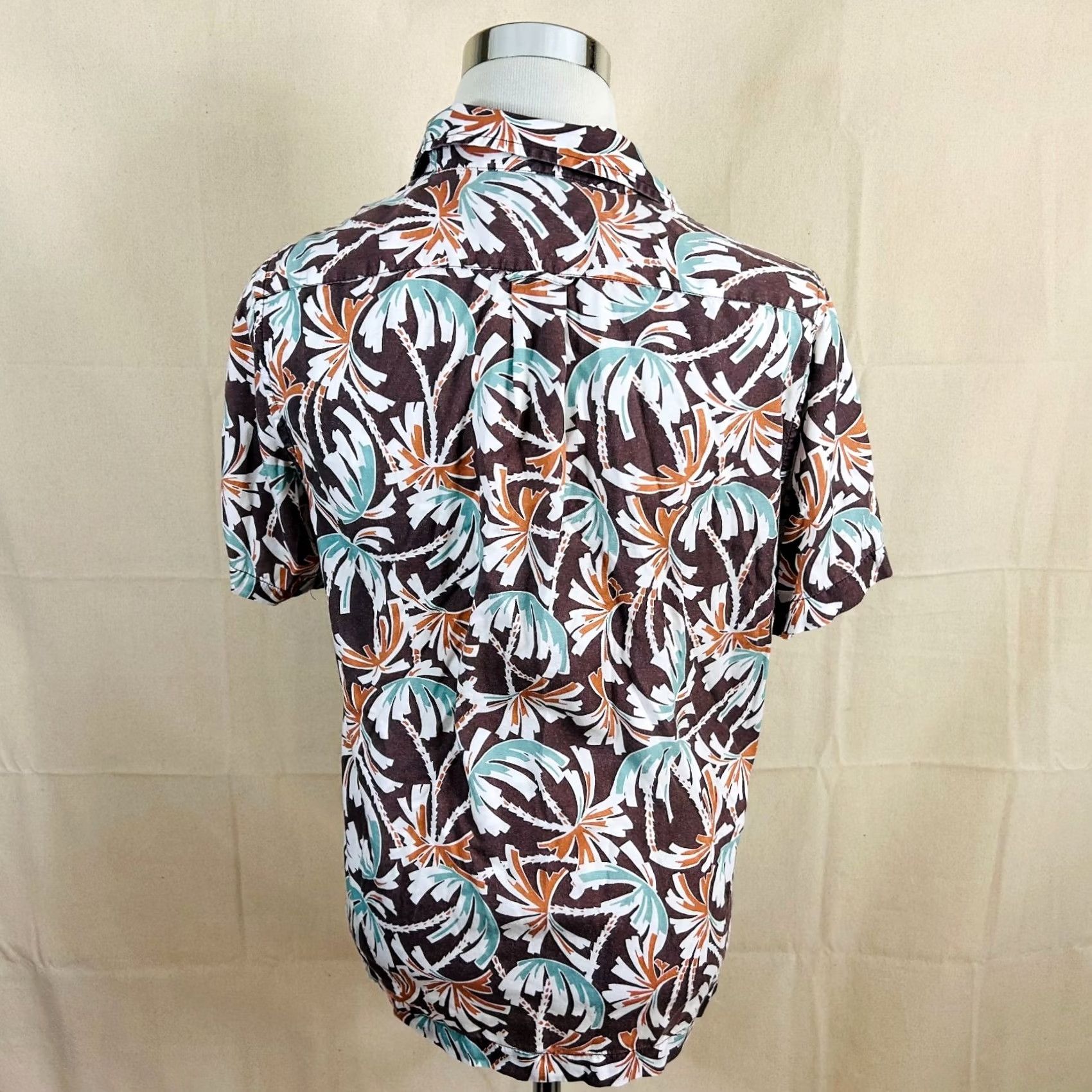 Todd Snyder Todd Snyder Shirt M Hawaian Aloha Floral Palms Brown Orange Green Tencel Shirt Men's M Brown Floral Tencel Size US M / EU 48-50 / 2 - 4 Thumbnail