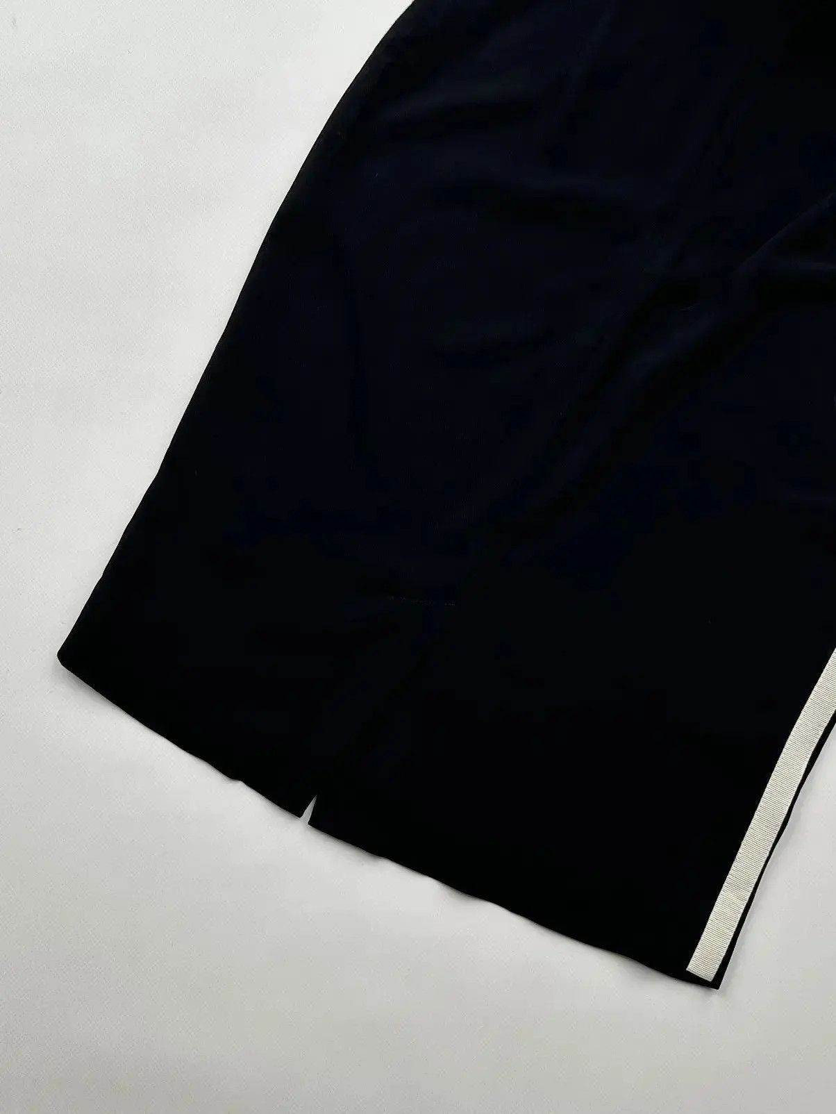 Balmain Pierre Balmain Midi Skirt (115) Size 30" / US 8 / IT 44 - 10 Thumbnail