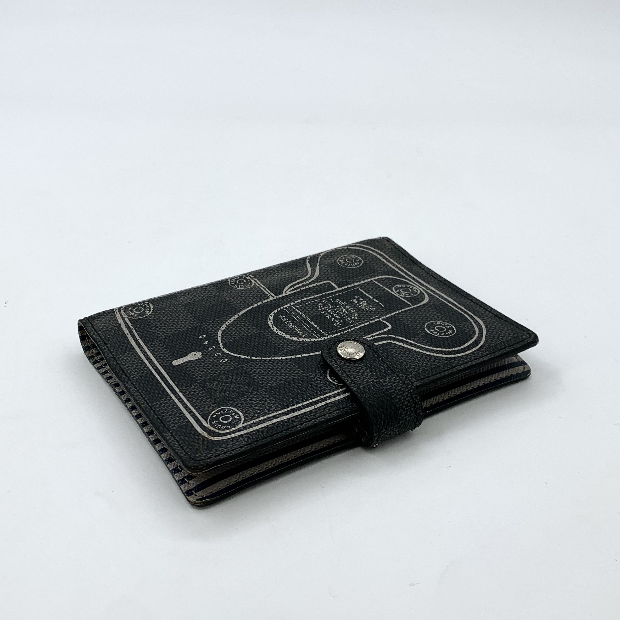 Louis Vuitton Louis Vuitton Black Damier Print Lock Diary Cover (10×15cm) Size ONE SIZE - 5 Thumbnail