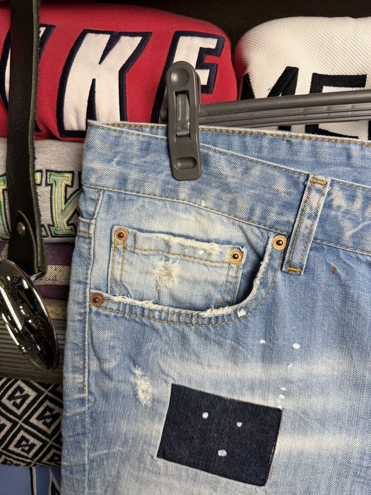 Dsquared2 Dsquared2 shorts distressed denim made in Italy y2k Size US 34 / EU 50 - 6 Thumbnail