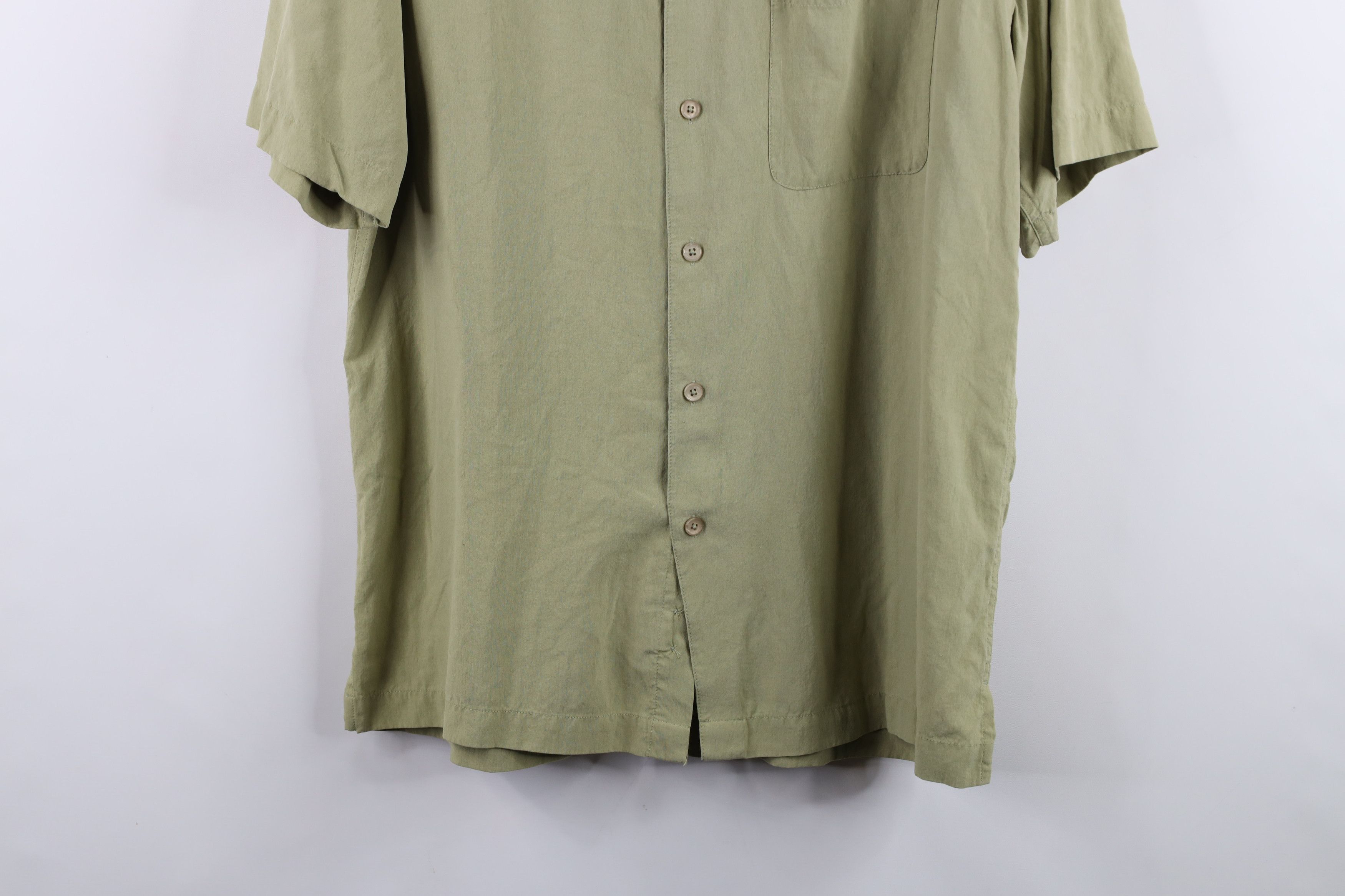 Vintage Vintage 90s Streetwear Blank Silk Short Sleeve Button Shirt Size US M / EU 48-50 / 2 - 3 Thumbnail