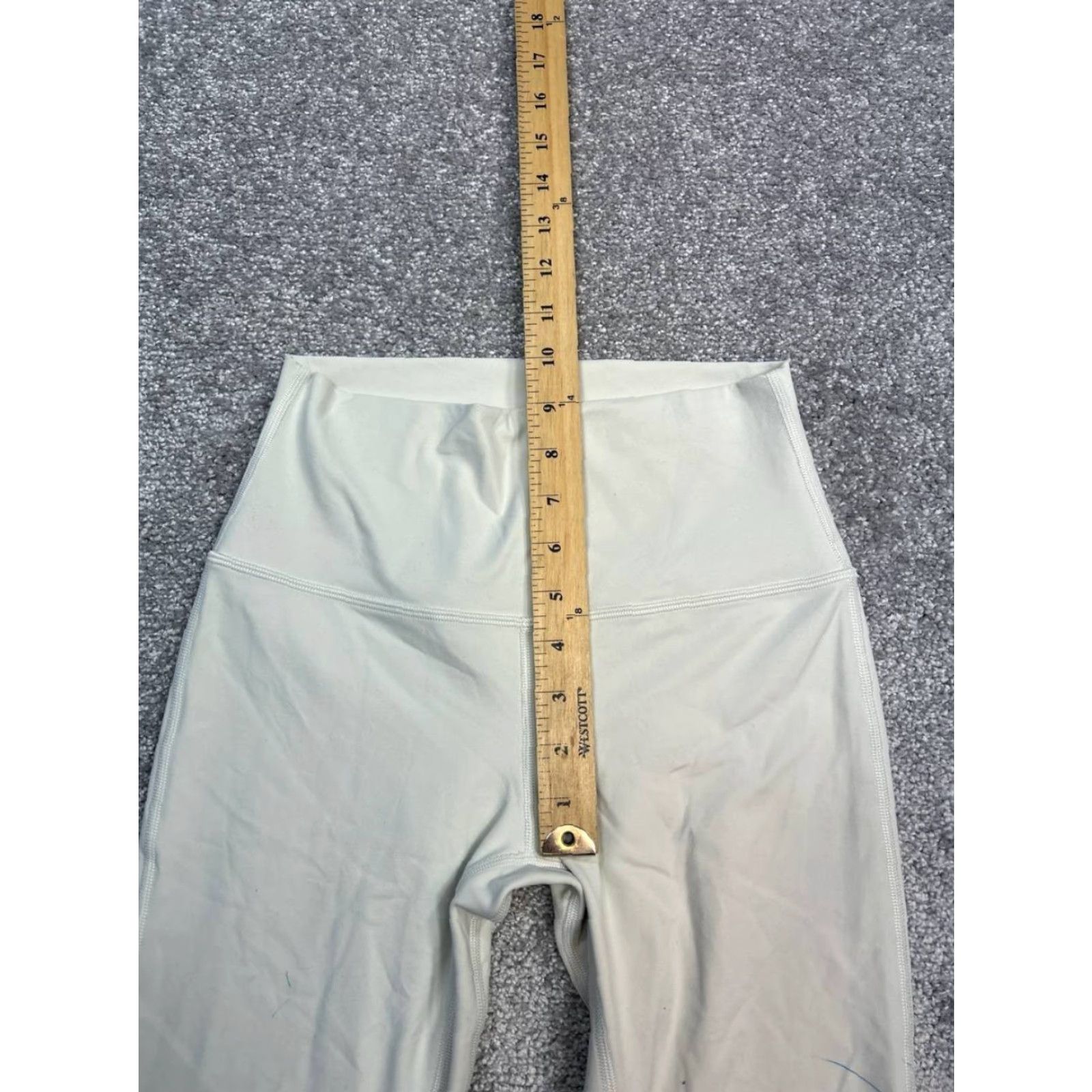 Lululemon Lululemon Align Leggings Womens 6 Beige Logo Stretch Mid Rise Outdoor Workout Sh. Size 28" / US 6 / IT 42 - 7 Thumbnail