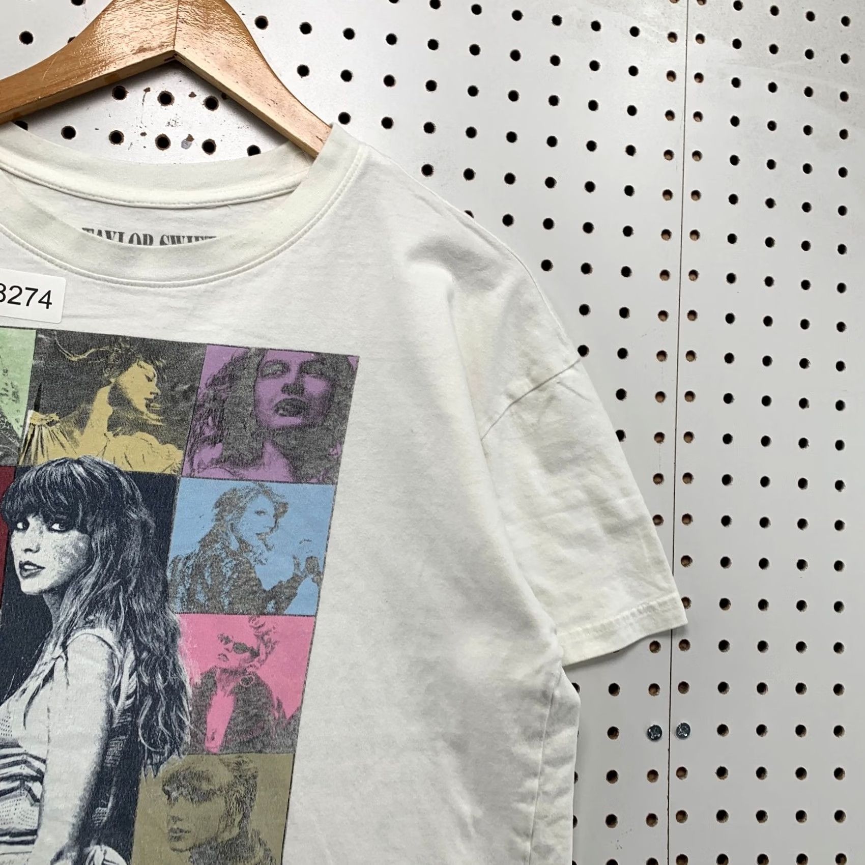 Vintage Taylor Swift T Shirt Mens Medium White The Eras Tour Music Concert Size US M / EU 48-50 / 2 - 7 Thumbnail