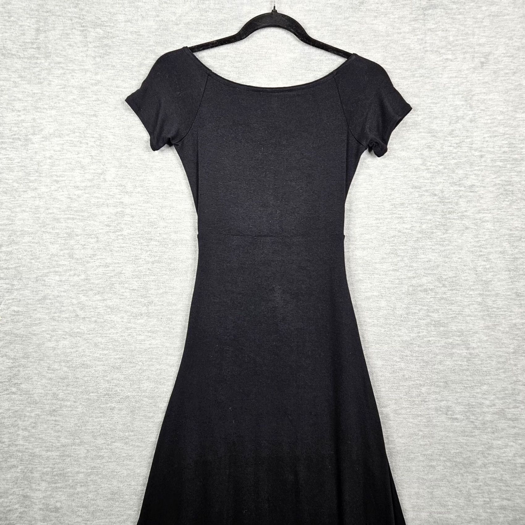 Vince Vince Dress Women's Maxi Wrap Effect Black XS Short Sleeve V-Neck Slim Solid Pattern XS Womens Size 26" / US 2 / IT 38 - 4 Thumbnail