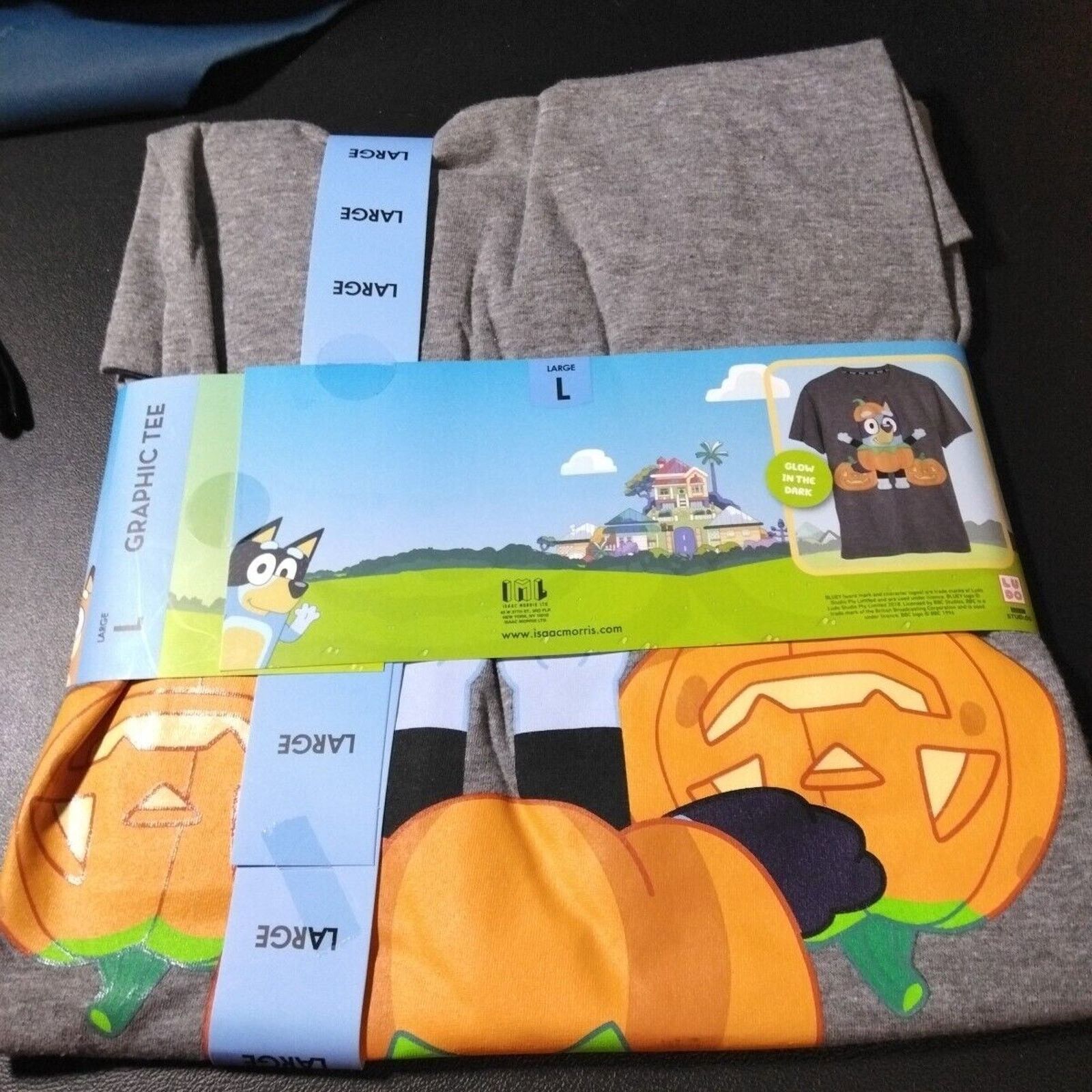 Other Bluey Adult Glow In The Dark Short Sleeve Halloween size L Size US L / EU 52-54 / 3 - 4 Thumbnail