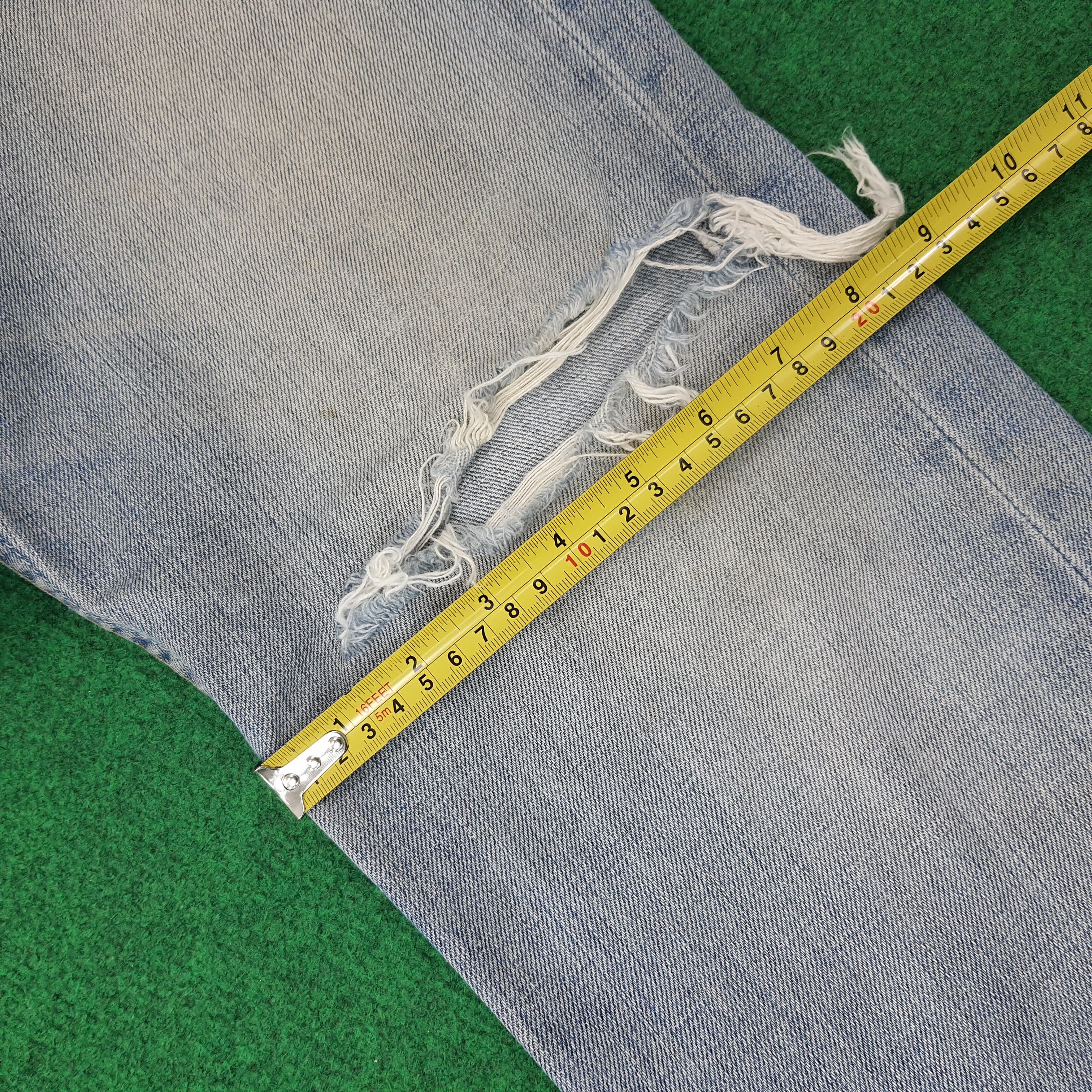 Levi's Vintage Levi's 501 Distressed Style Jeans C228N35 Size US 28 / EU 44 - 13 Thumbnail