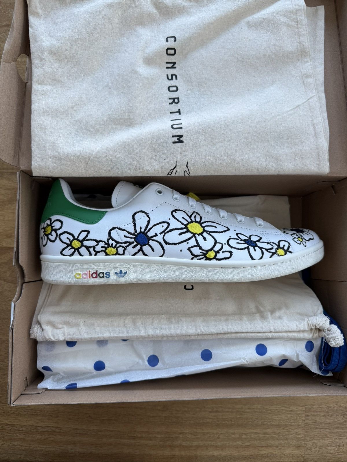 Adidas F&F Consortium Stan Smith x Pharrell x Sarah Andelman Size US 12.5 / EU 45-46 - 4 Thumbnail