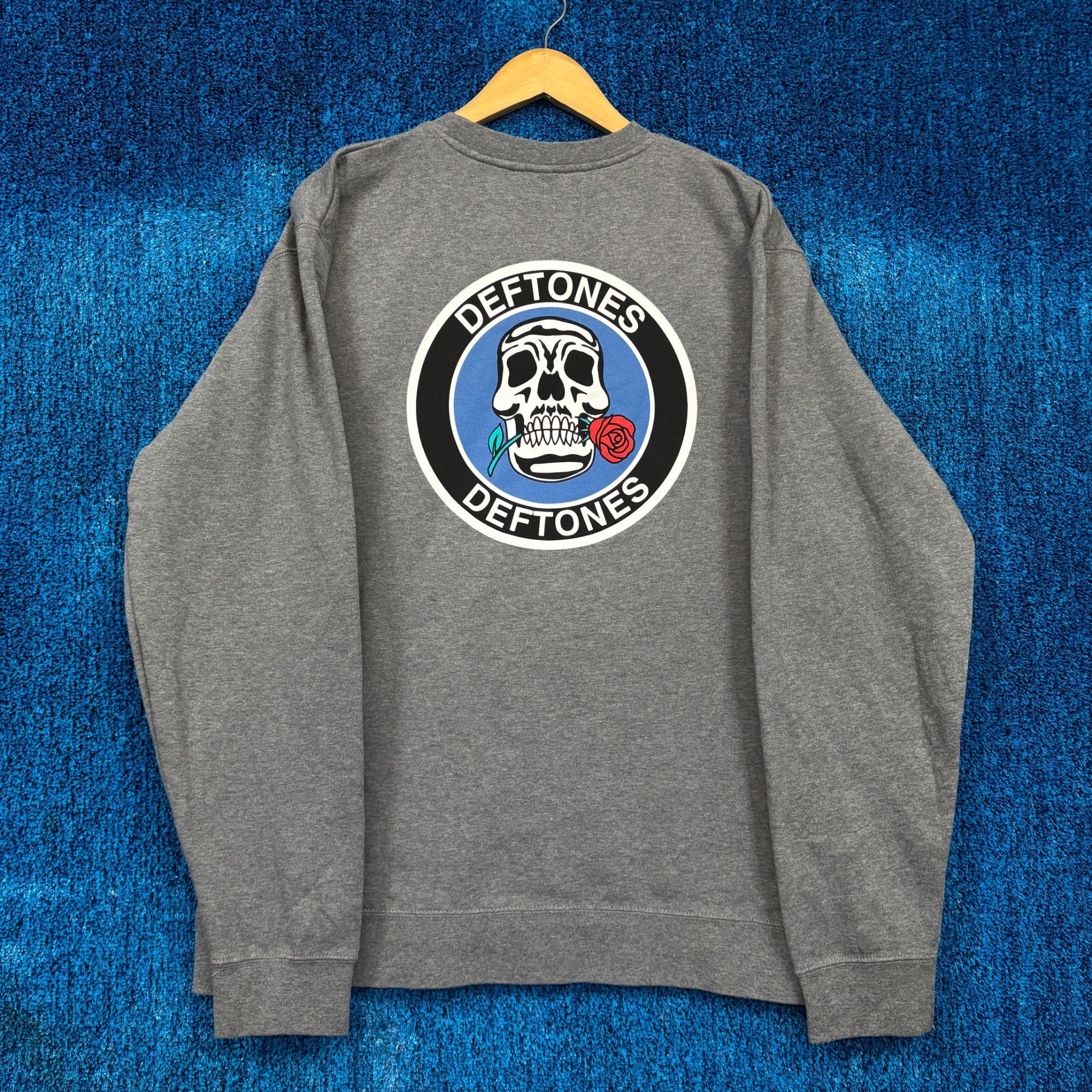 Band Tees Deftones Skull & Rose North American Tour 2025 Crewneck XL Size US XL / EU 56 / 4 - 1 Thumbnail