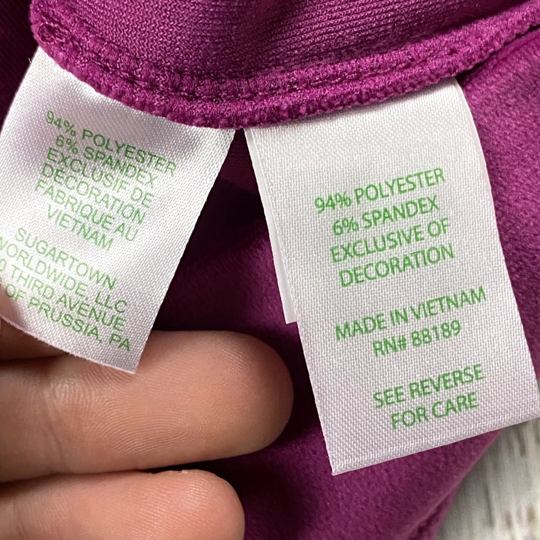 Lilly Pulitzer Lilly Pulitzer Velour Zip Up Hoodie Bordeaux Berry Full Zip XS Soft Women Velour Full Zip, Pockets, Solid, 멋 Size XS / US 0-2 / IT 36-38 - 4 Thumbnail