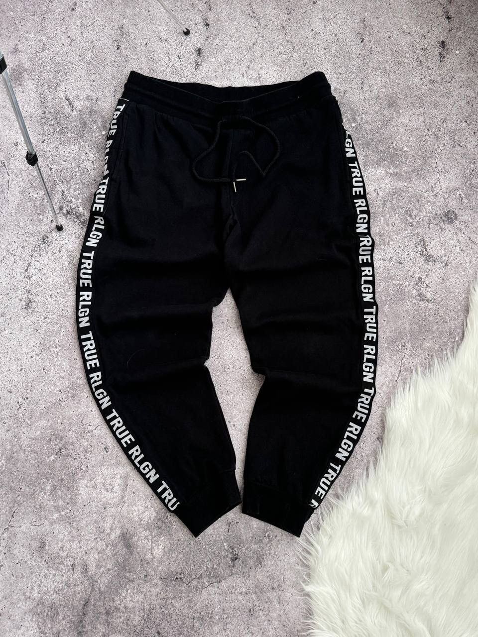 True Religion Vintage True Religion y2k logo baggy pants Size US 32 / EU 48 - 10 Thumbnail