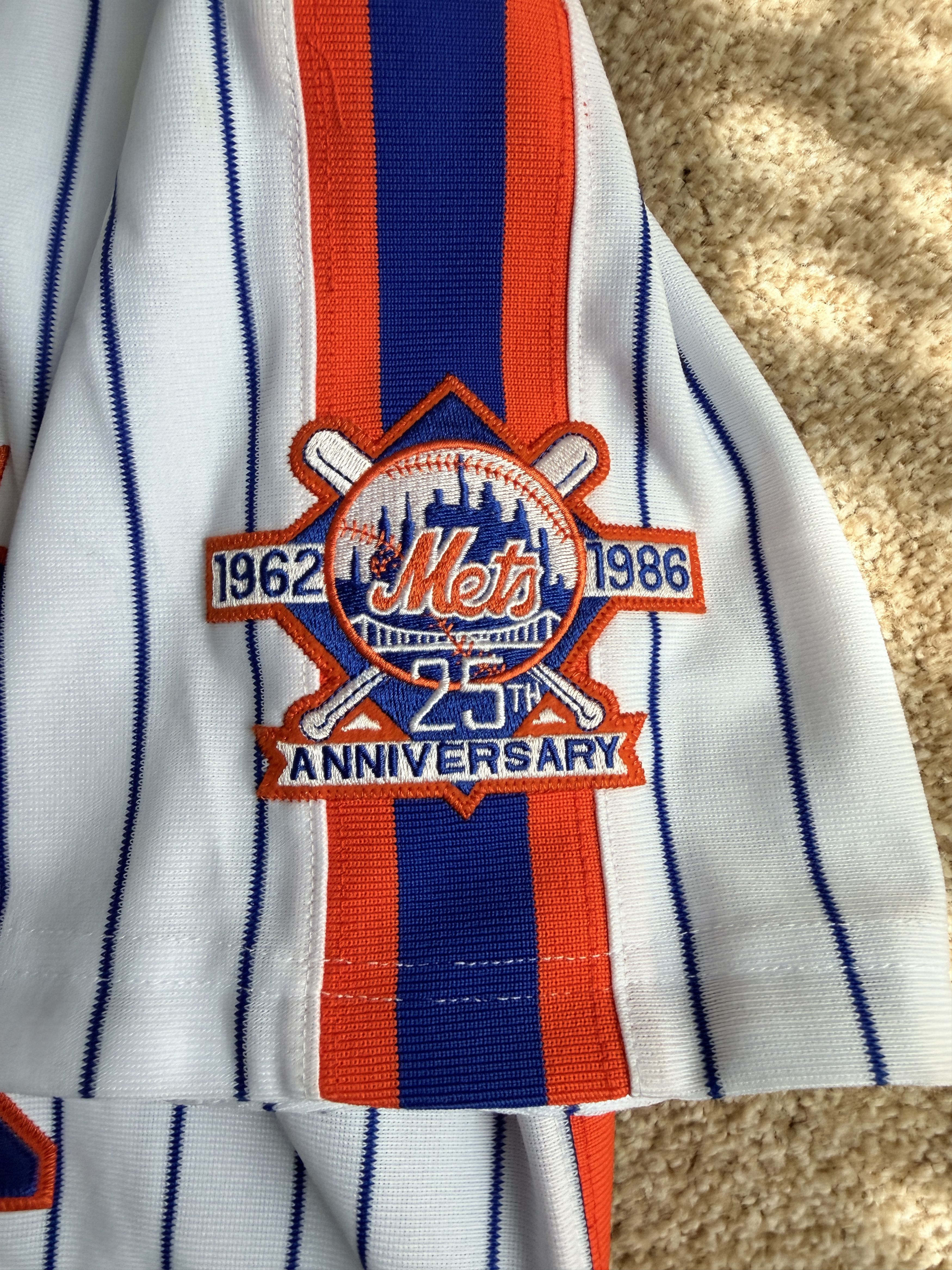 Mitchell & Ness Mitchell & Ness NY METS Dwight Gooden Jersey Size 44 (Large) Size US L / EU 52-54 / 3 - 6 Thumbnail