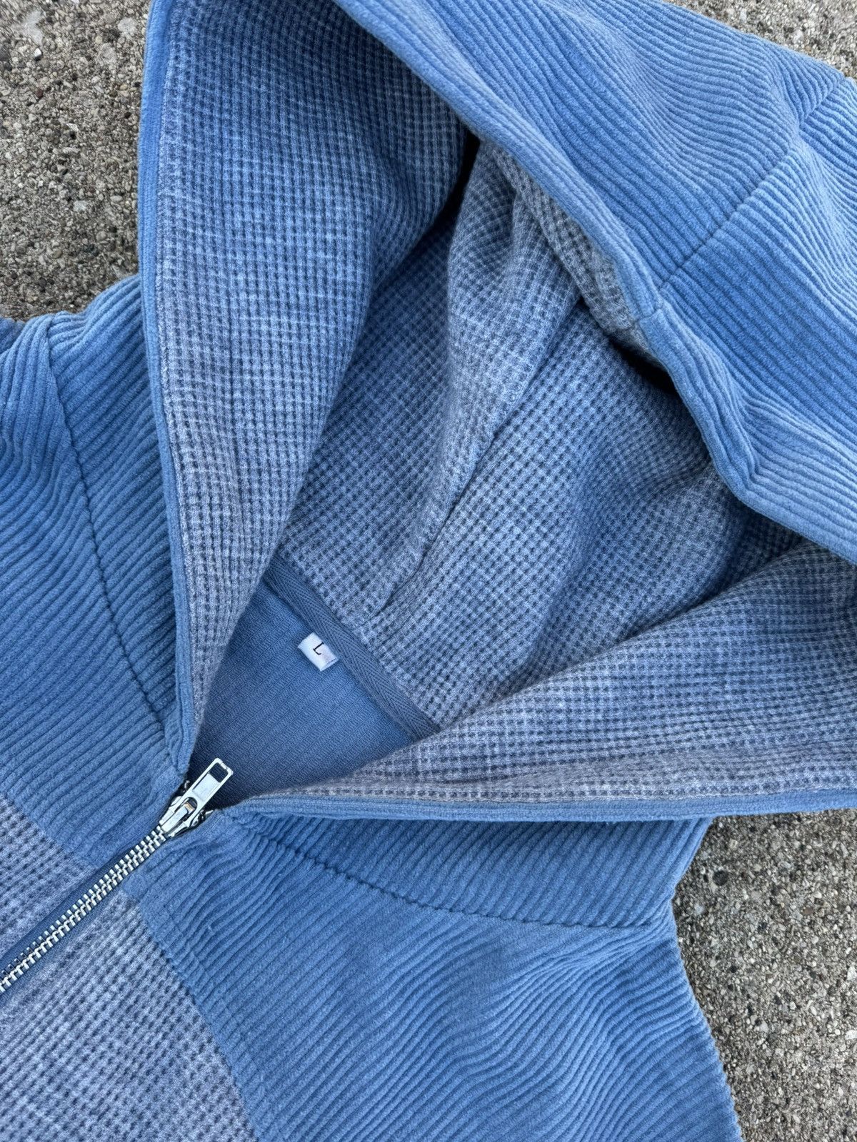 Japanese Brand Rare keychain hole corduroy zip up thermal hybrid zip up Size US L / EU 52-54 / 3 - 4 Thumbnail