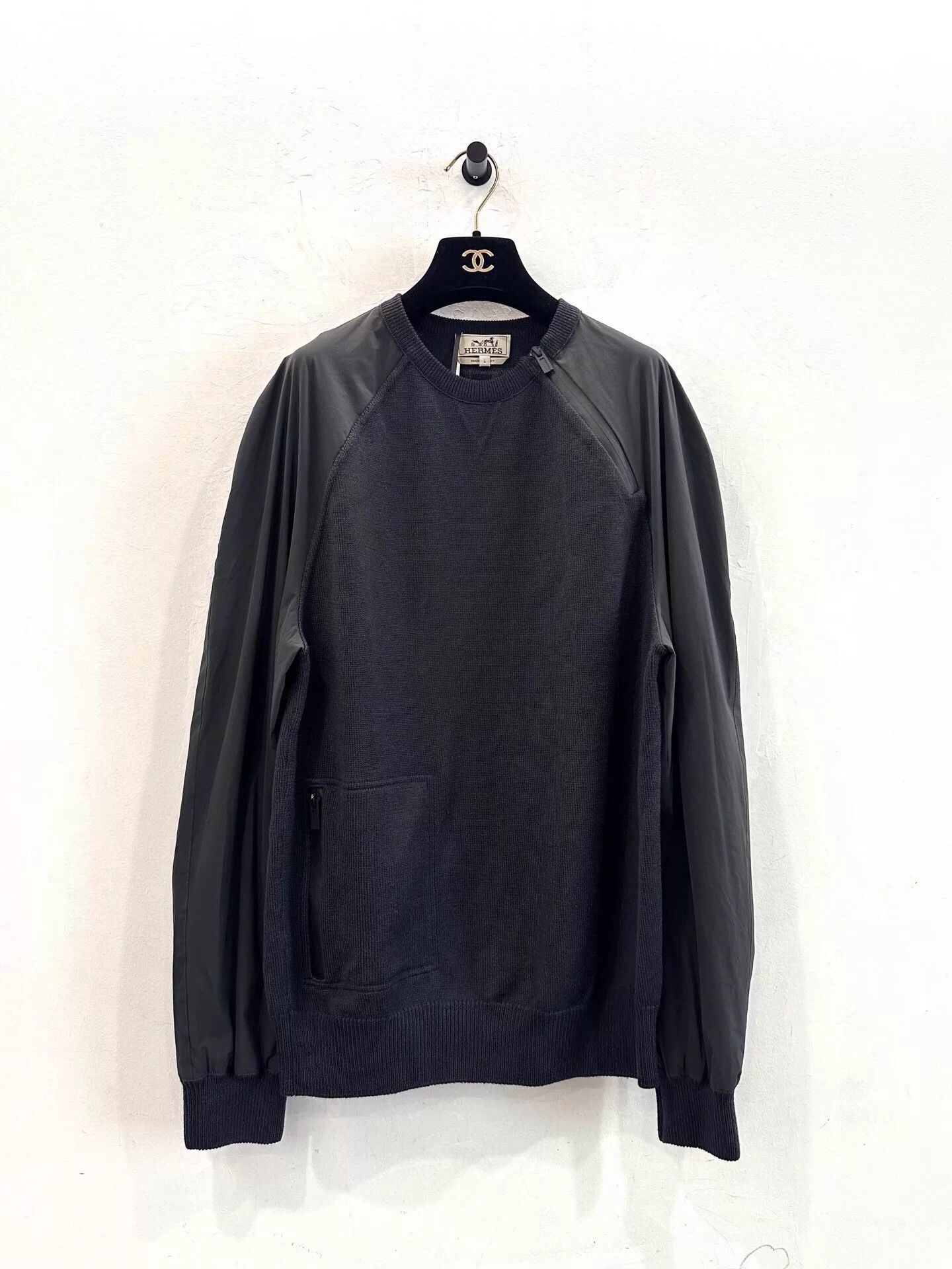Hermes Hermes Men's Black Wool & Leather Zipper Knit Sweater L Size US L / EU 52-54 / 3 - 1 Thumbnail
