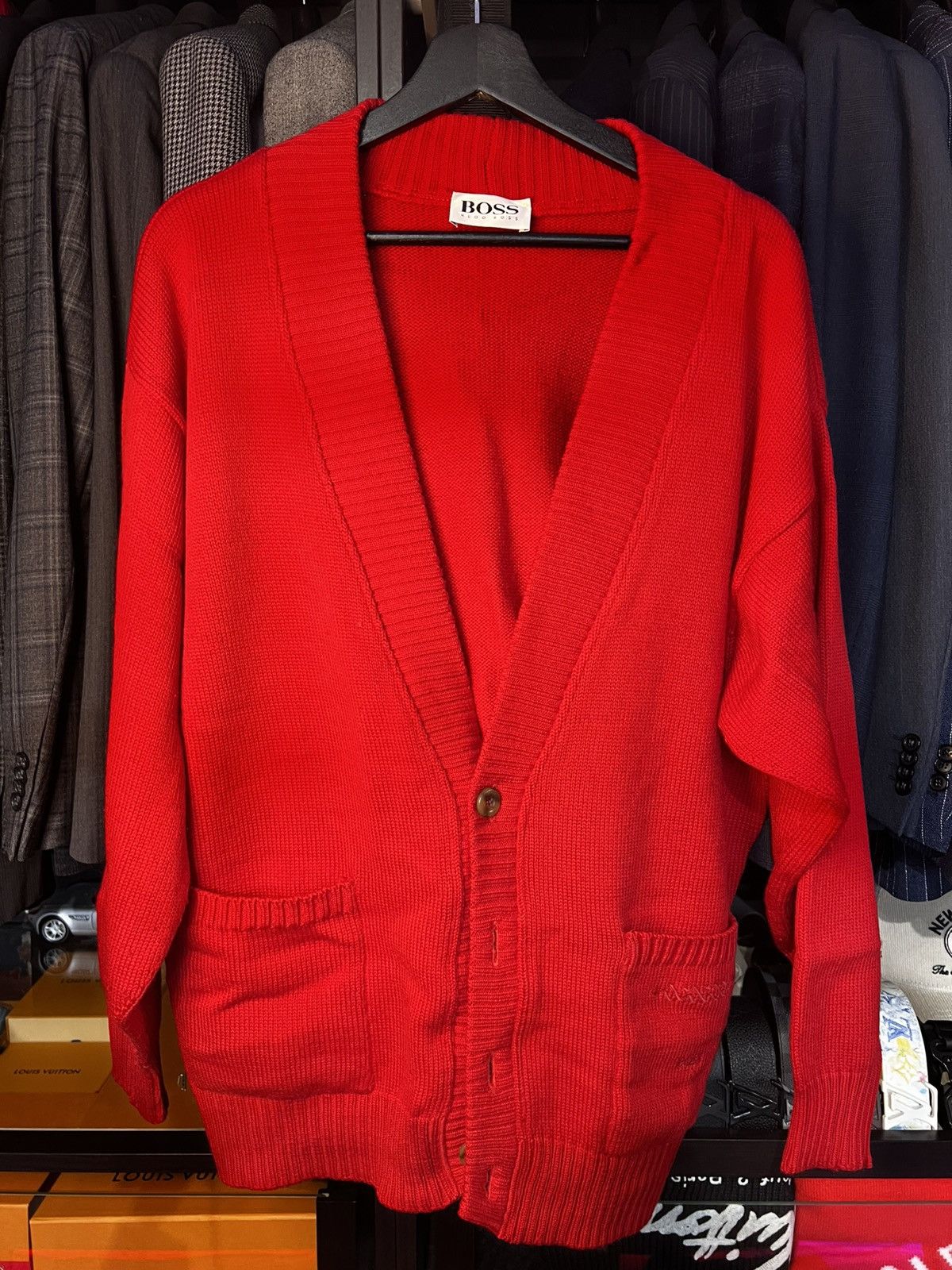 Hugo Boss Hugo Boss Cardigan- Red. Size L Size US L / EU 52-54 / 3 - 1 Thumbnail
