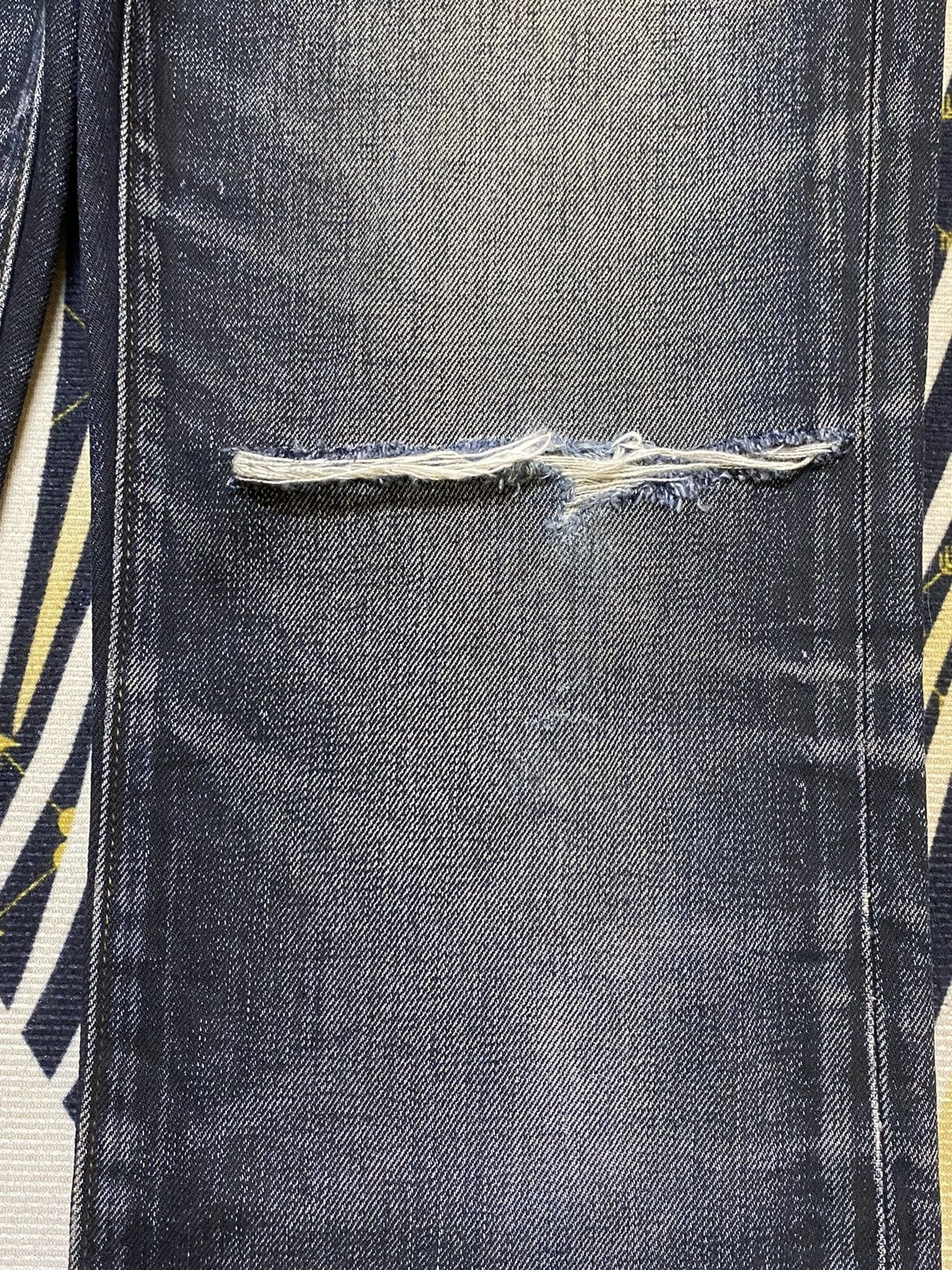 Gap Vintage Gap Denim Whisker Distressed Flare Bootcut Jeans Size US 31 - 13 Thumbnail