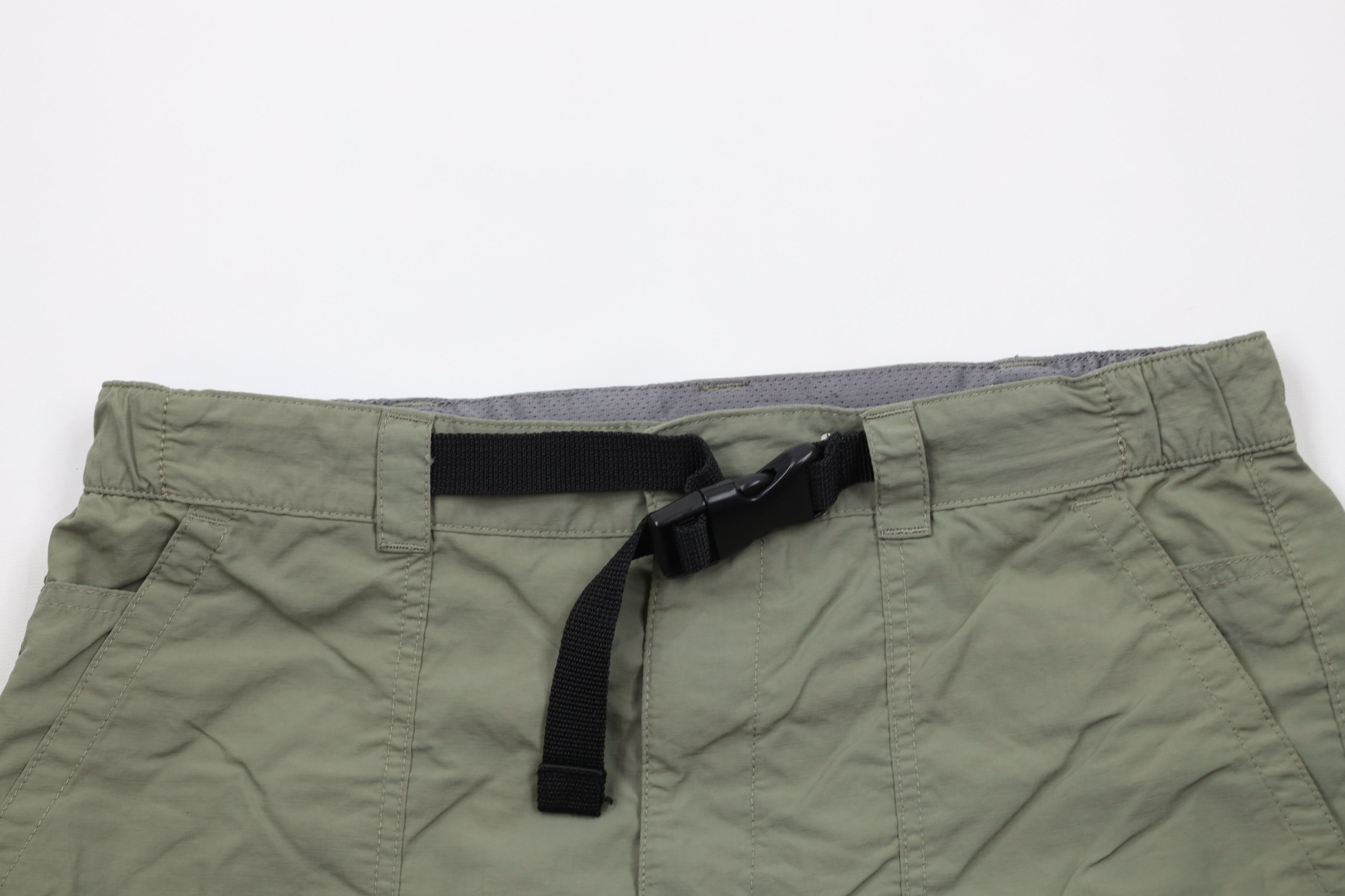 Vintage Vintage 90s Y2K Streetwear Above Knee Cargo Shorts Green Size US 34 / EU 50 - 2 Thumbnail